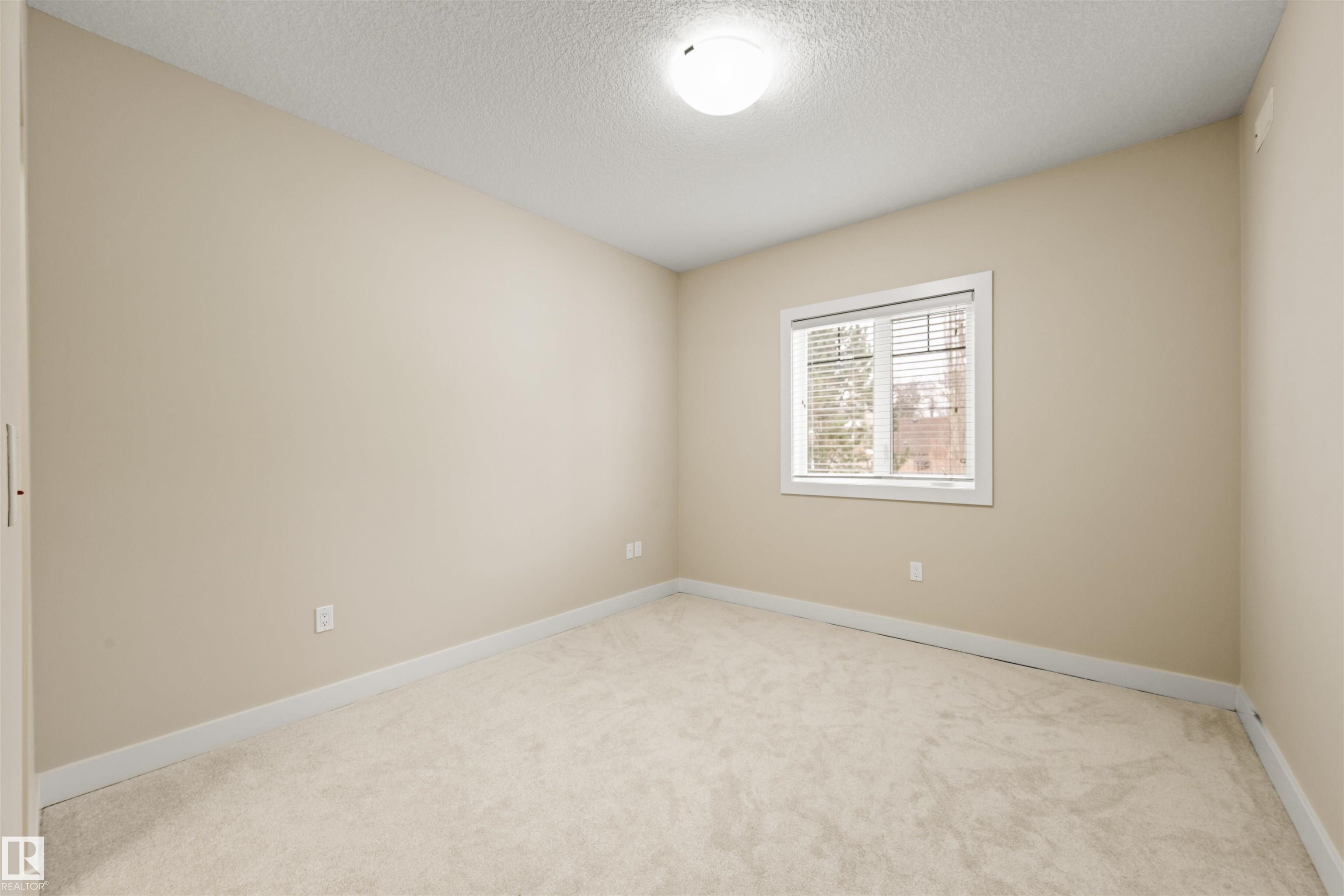Photo 21 at 29 - 11518 76 Avenue NW, Belgravia, Edmonton