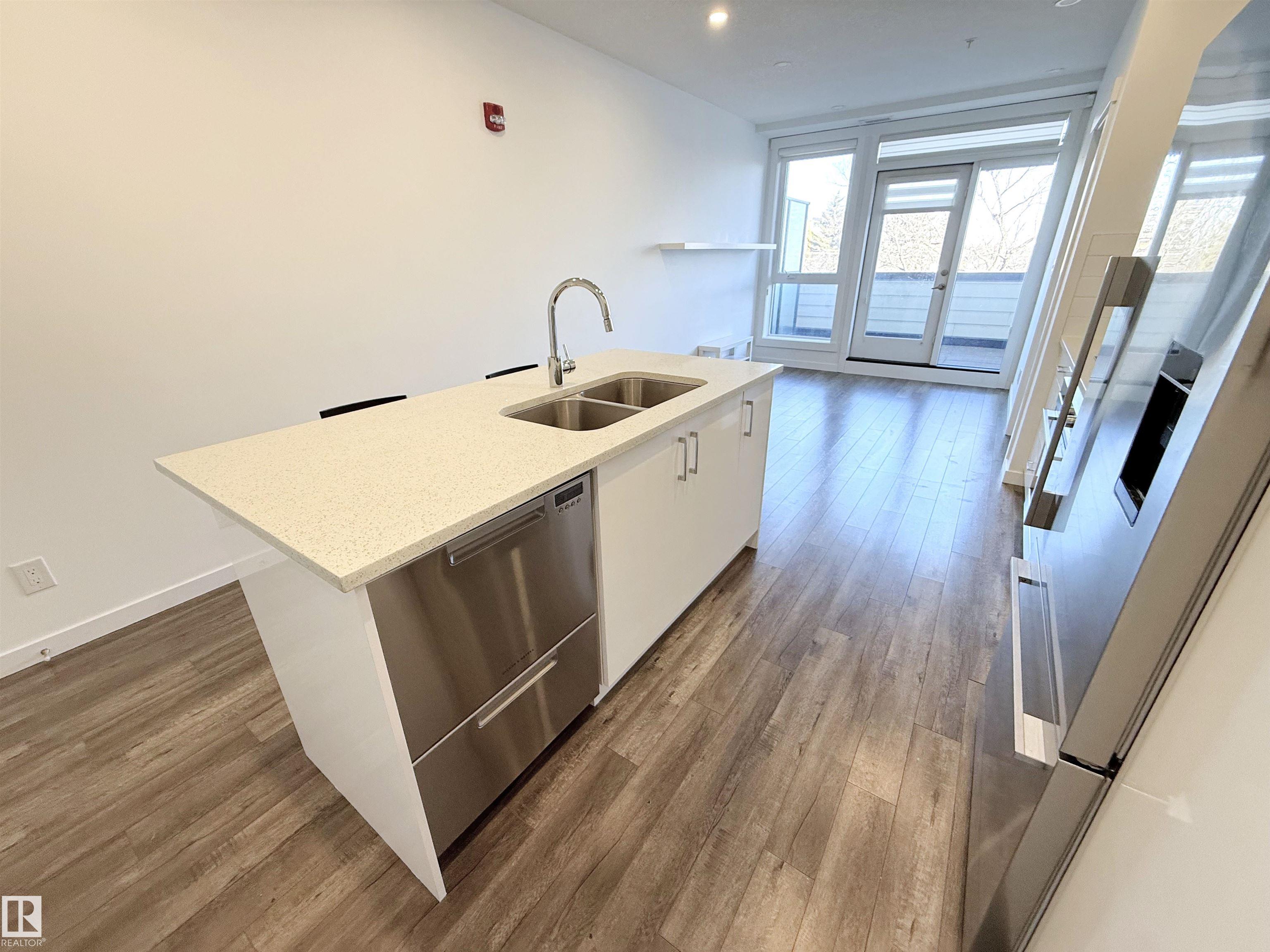 Photo 10 at 405 - 11503 76 Avenue NW, Belgravia, Edmonton