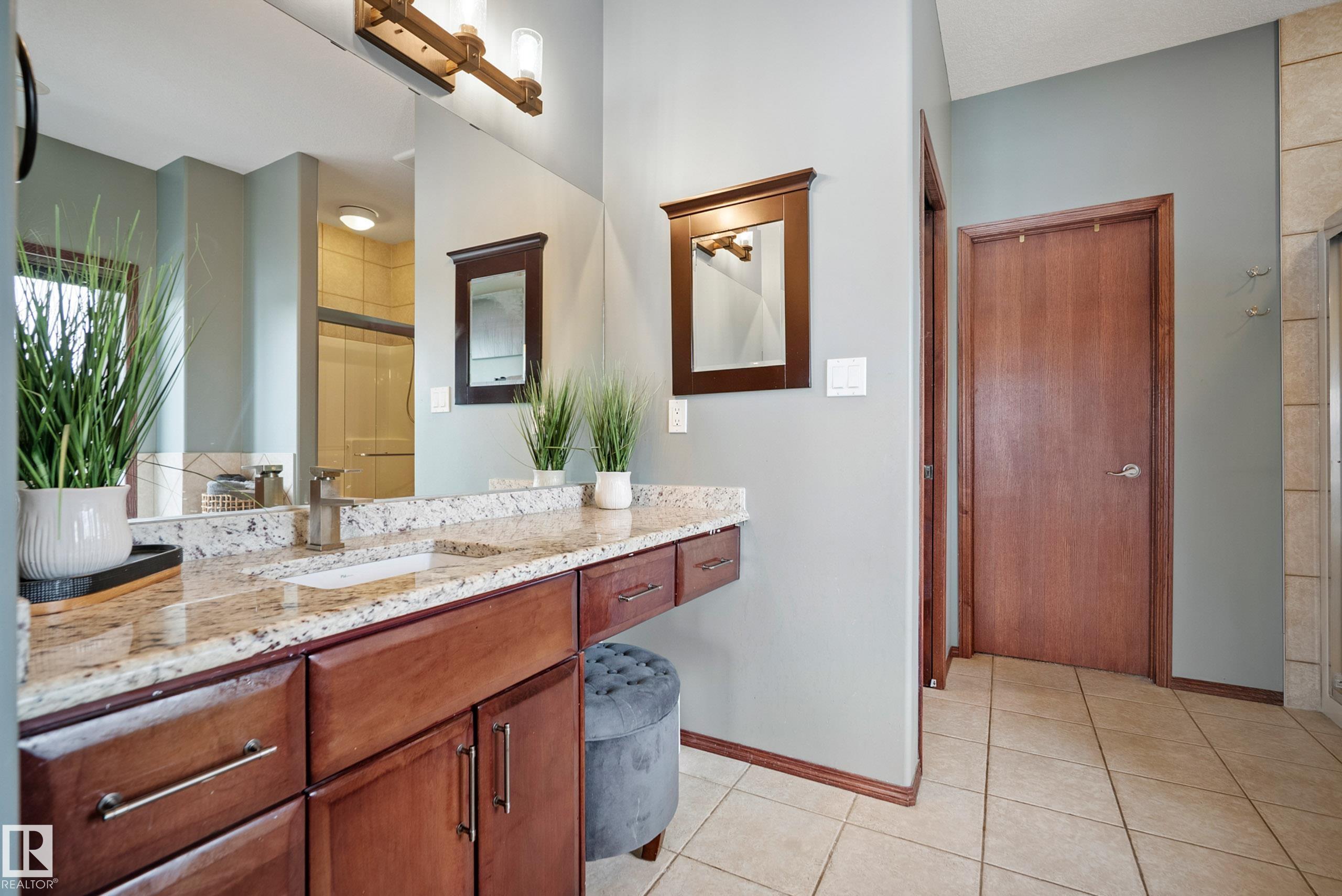 Photo 28 at 19 Rosemount Boulevard, Coloniale Estates, Beaumont