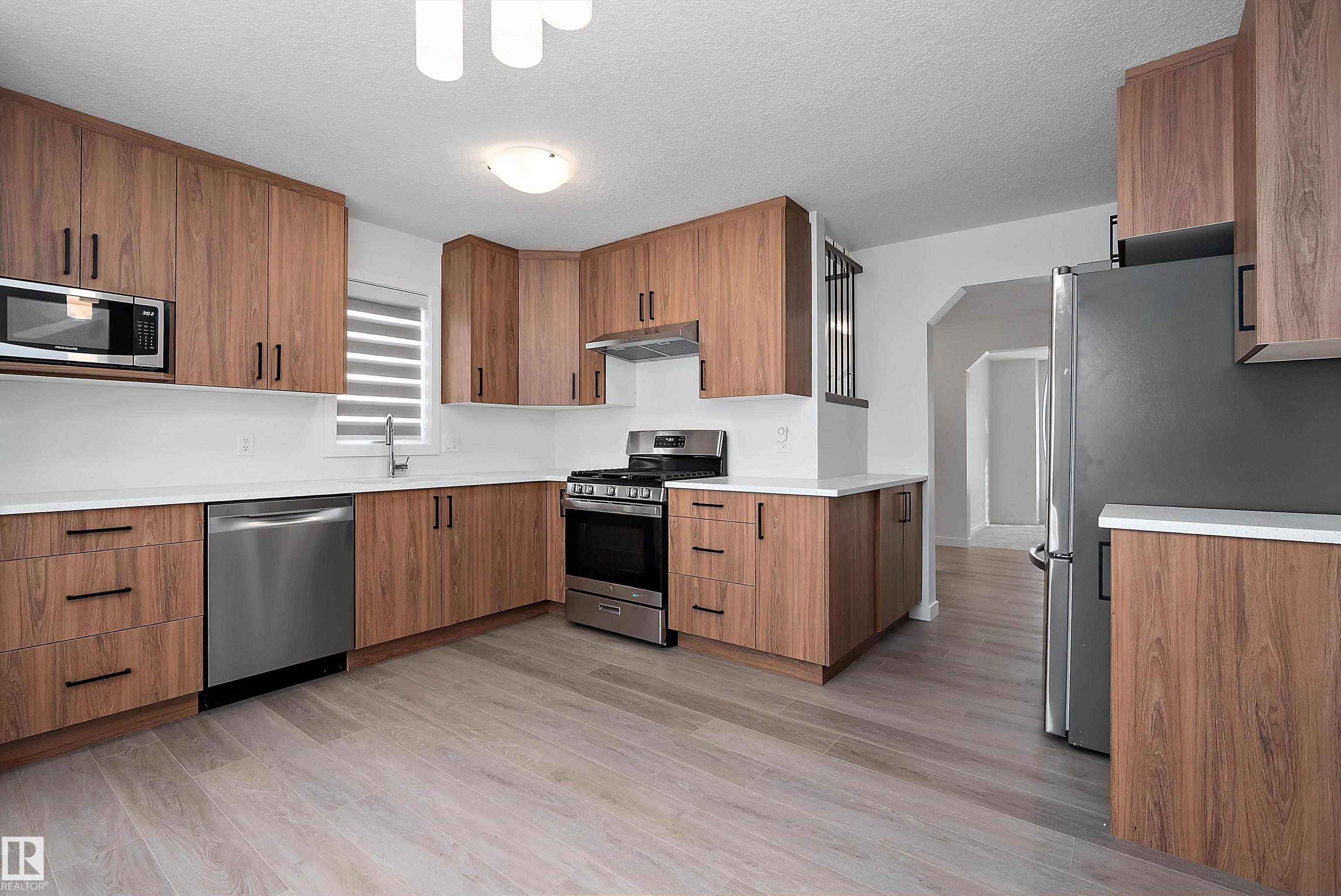 Photo 16 at 11724 122 Street NW, Inglewood, Edmonton