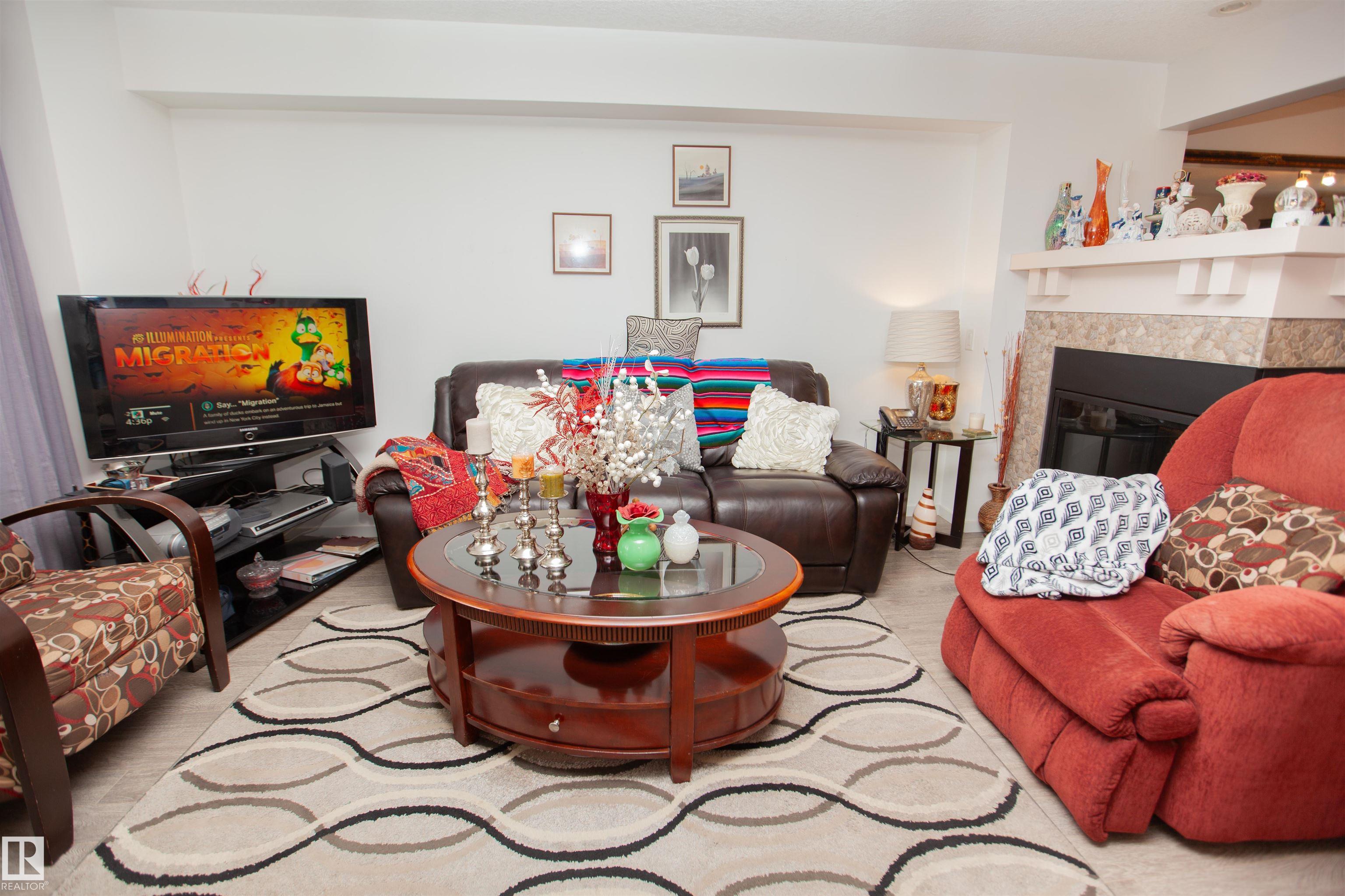 Photo 14 at 2902 Maple Way NW, Maple Crest, Edmonton