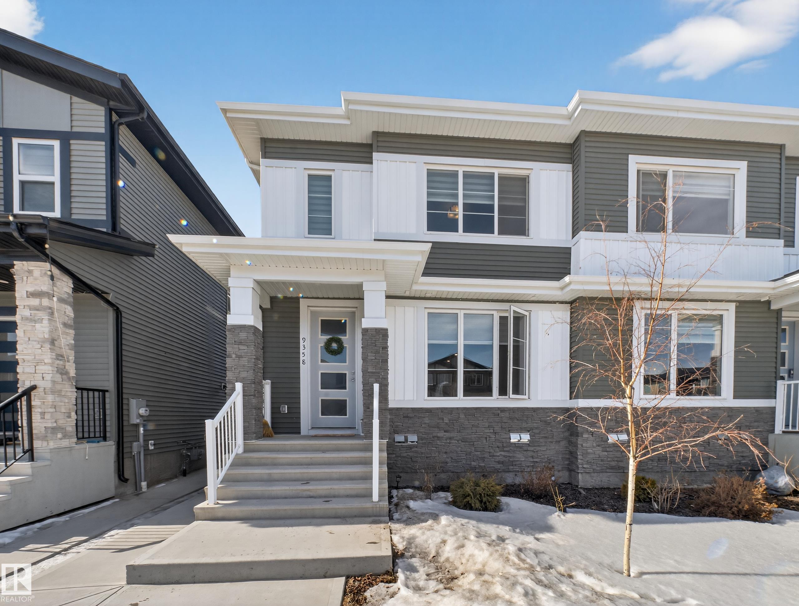 Photo 2 at 9358 Pear Link SW, The Orchards At Ellerslie, Edmonton