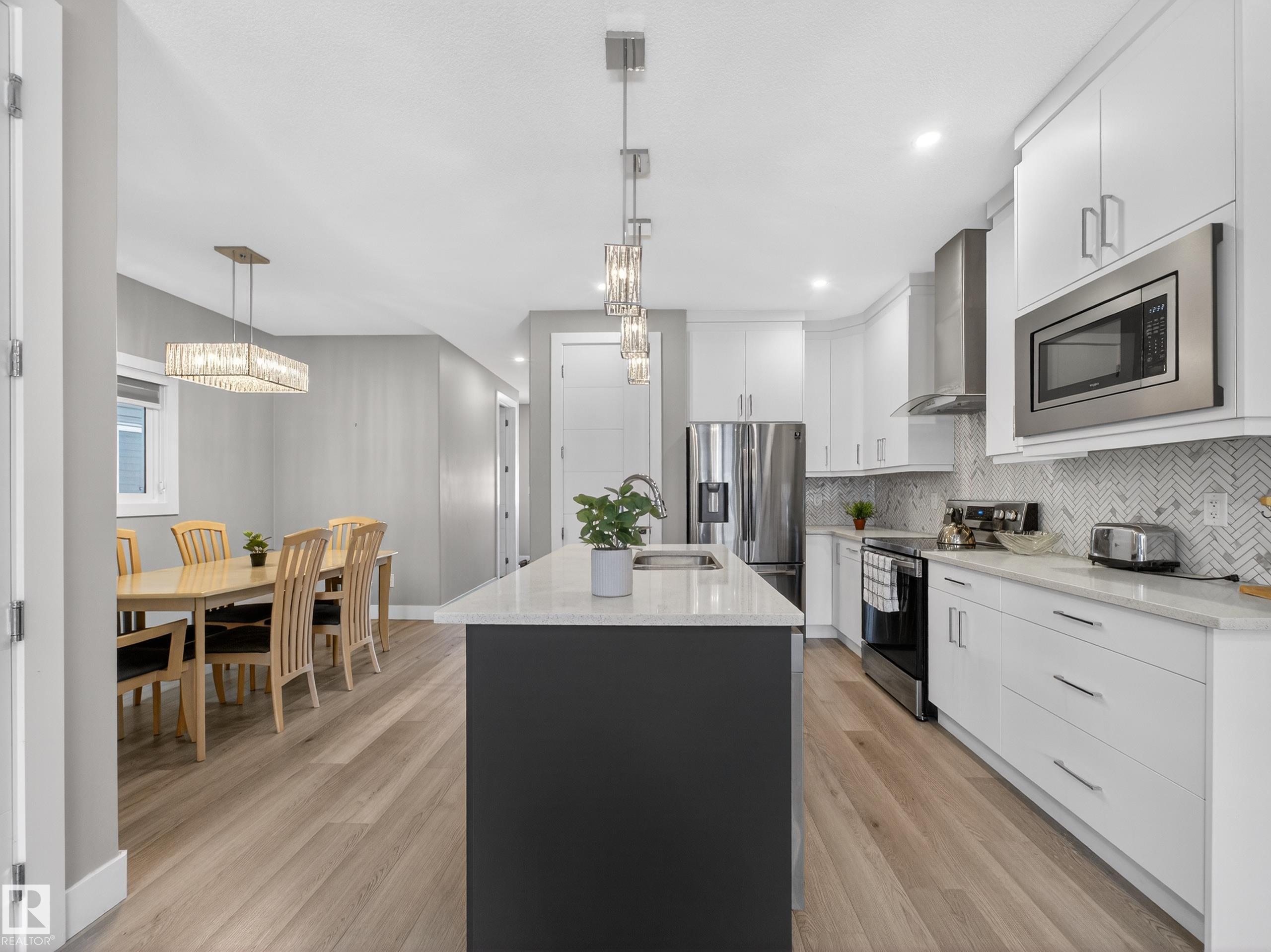 Photo 3 at 9358 Pear Link SW, The Orchards At Ellerslie, Edmonton