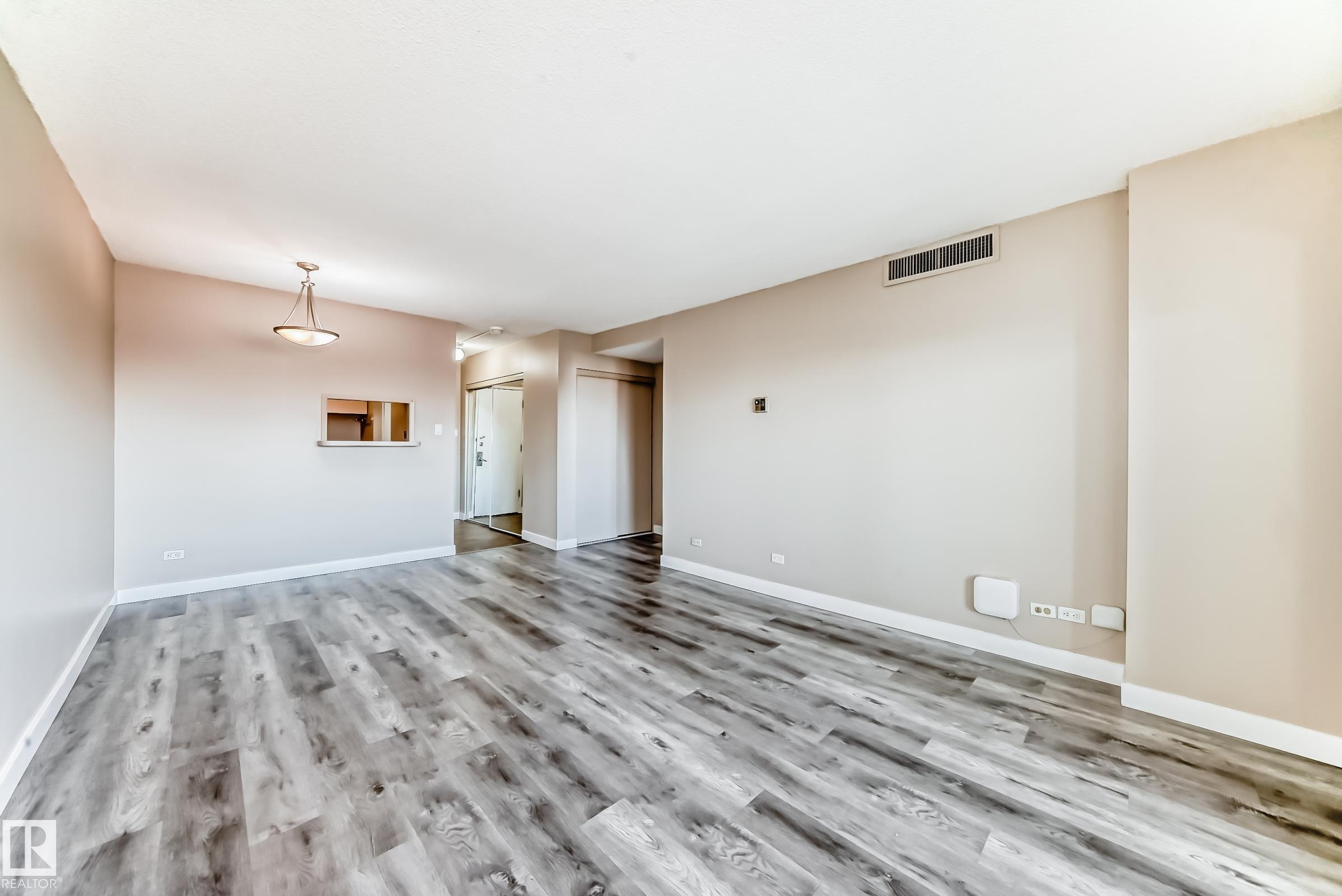 Photo 22 at 1207 - 10140 120 Street NW, Wîhkwêntôwin, Edmonton