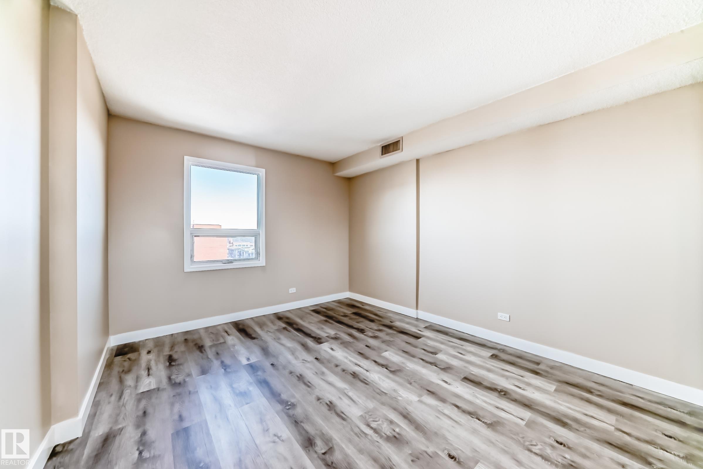 Photo 24 at 1207 - 10140 120 Street NW, Wîhkwêntôwin, Edmonton