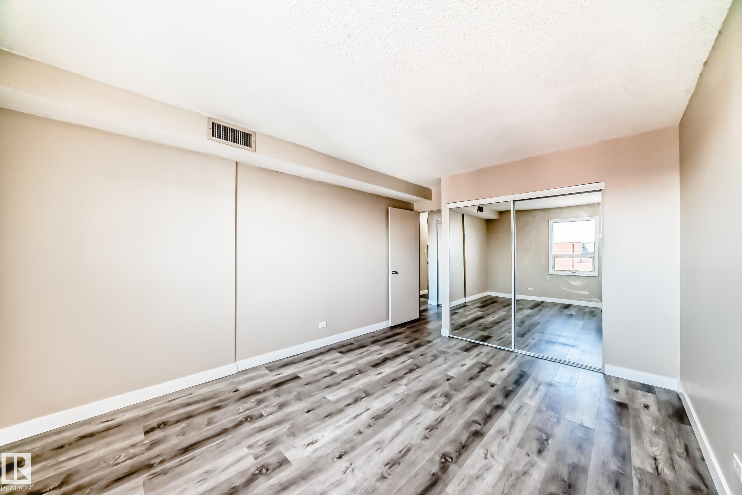 Photo 25 at 1207 - 10140 120 Street NW, Wîhkwêntôwin, Edmonton