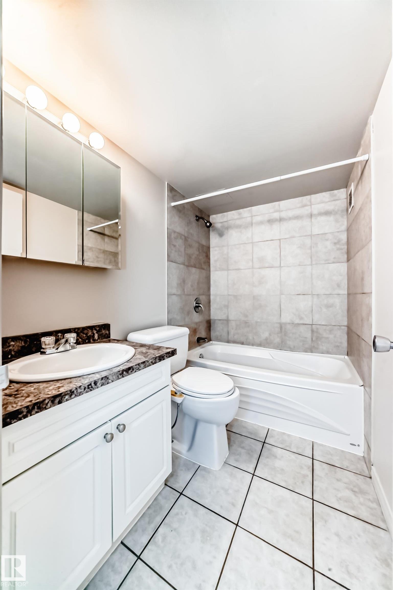 Photo 29 at 1207 - 10140 120 Street NW, Wîhkwêntôwin, Edmonton