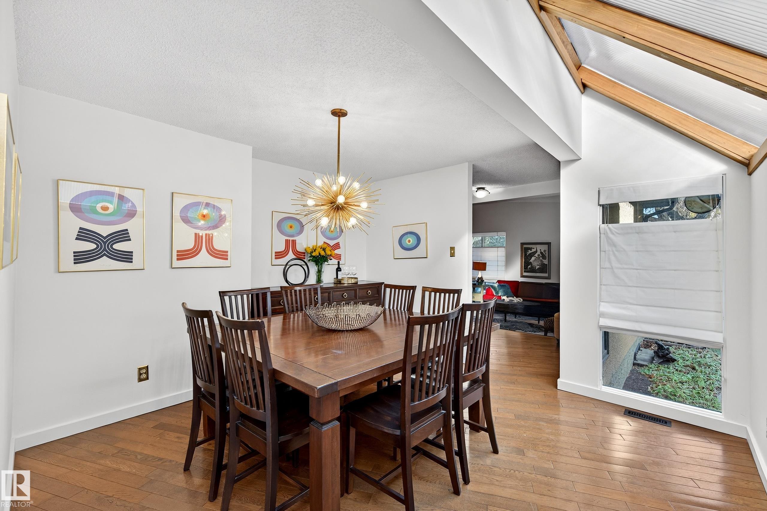 https://zimg.paragon.ice.com/ParagonImages/Property/PM/RAE/225389864/12/0/0/544fa25a4281b63b6acee9bd56f5ed1a/1/504ef9455d792c0956ba9ae0211bb2f3/225389864-45EE0EF9-734D-4934-A137-D0D927EB4CFE.JPG