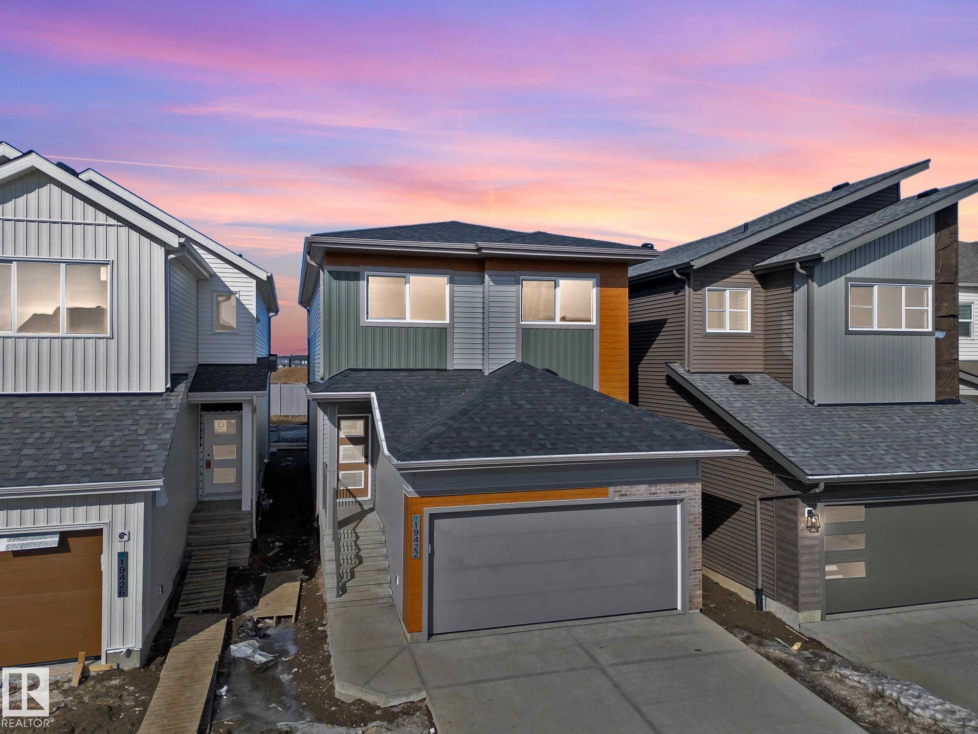 19422 22a Avenue NW, River