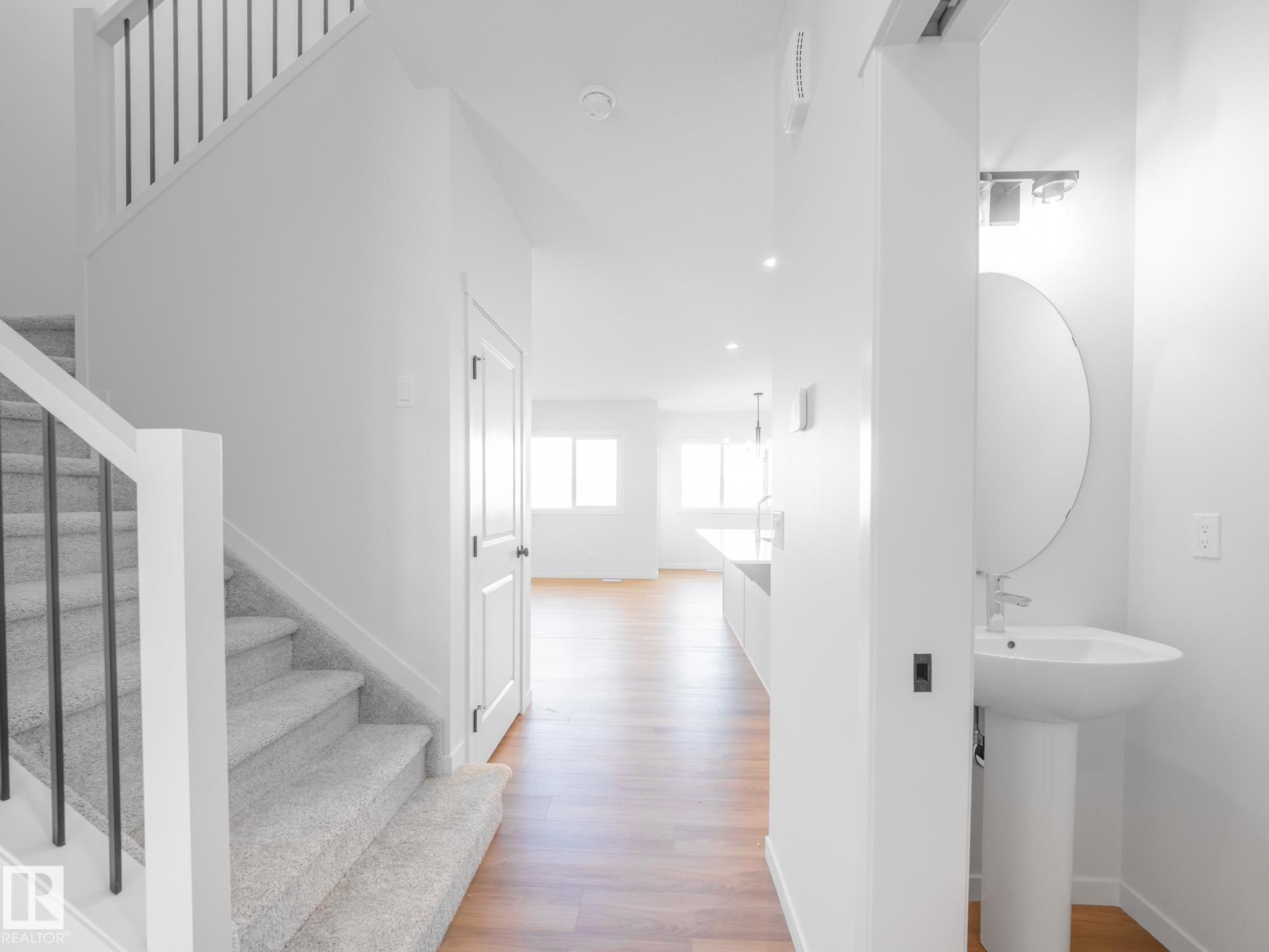 Photo 10 at 19422 22a Avenue NW, River's Edge, Edmonton