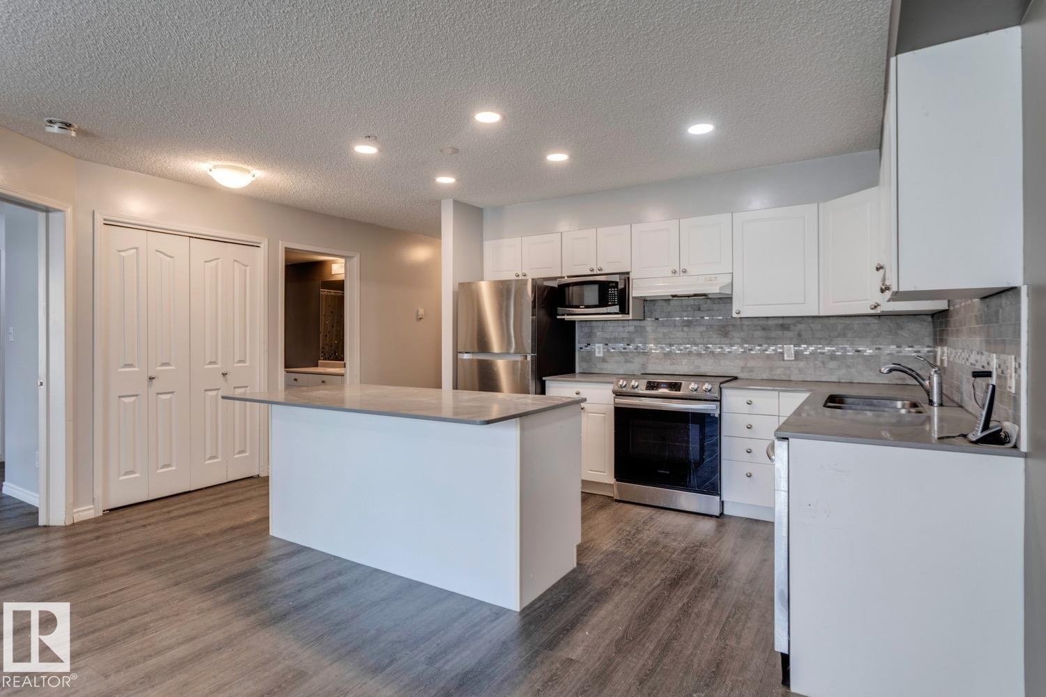 Photo 14 at 300 - 10311 111 Street NW, Downtown, Edmonton