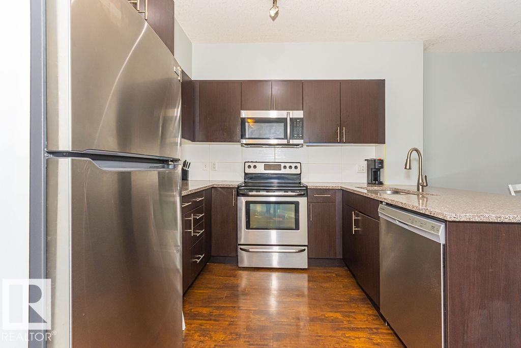 Photo 6 at 1404 - 10152 104 Street NW, Downtown, Edmonton