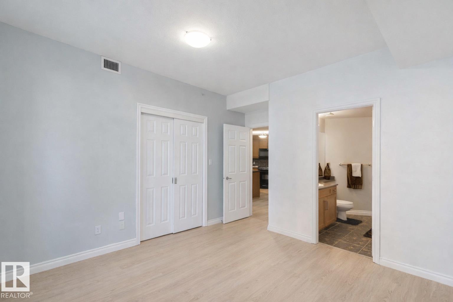 Photo 14 at 402 - 9020 Jasper Avenue NW, Boyle Street, Edmonton