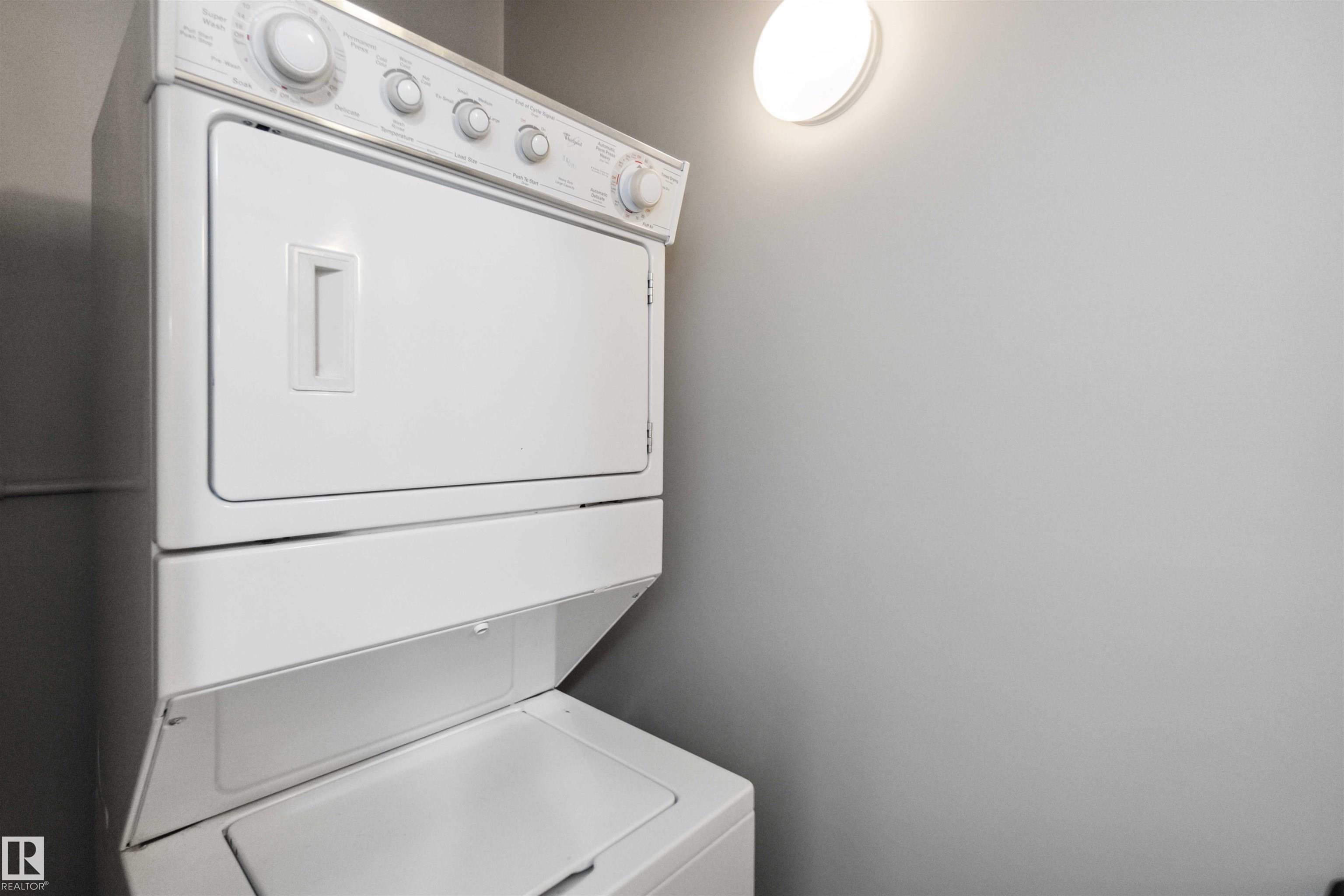 Photo 17 at 402 - 9020 Jasper Avenue NW, Boyle Street, Edmonton