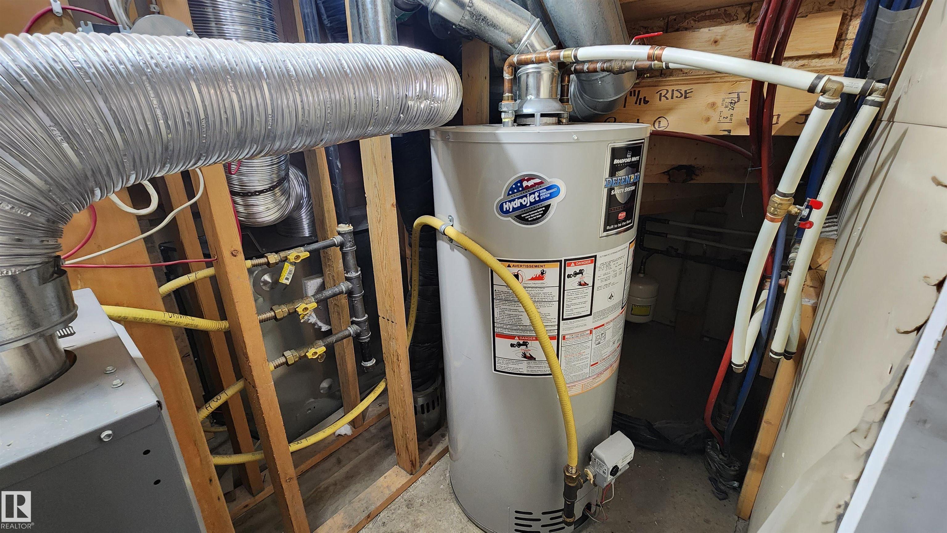 Photo 42 at 108 - 166 Bridgeport Boulevard, Bridgeport, Leduc