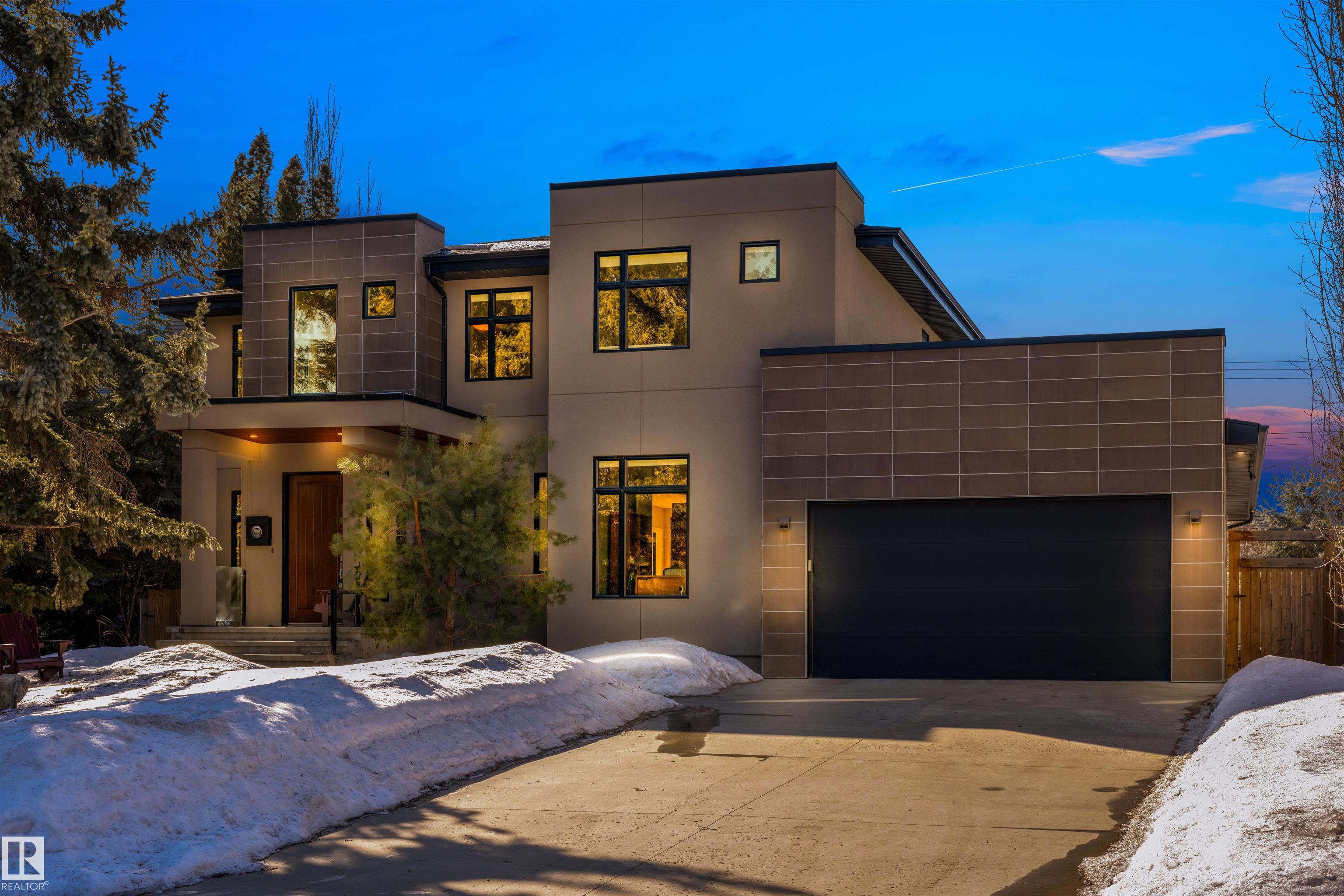 8408 118 Street NW, Windsor Park, Edmonton photo number 2