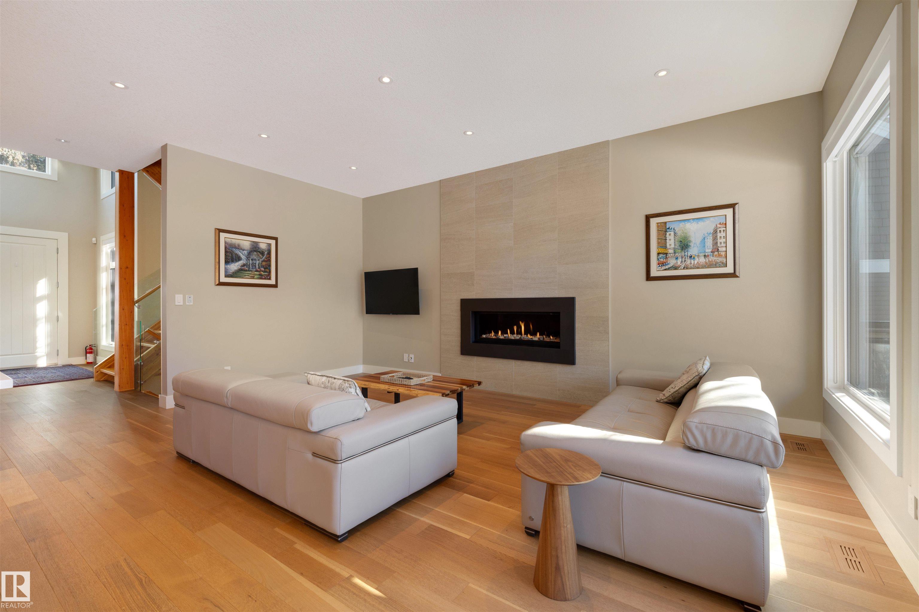 Photo 12 at 8408 118 Street NW, Windsor Park, Edmonton