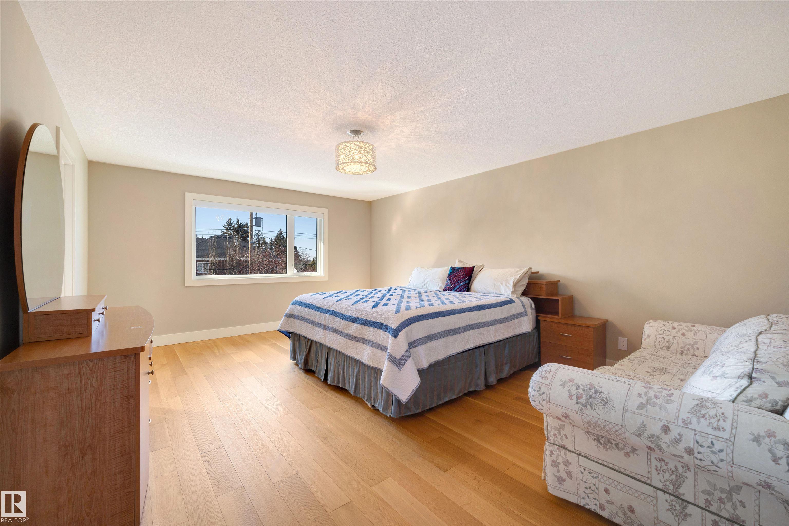 Photo 27 at 8408 118 Street NW, Windsor Park, Edmonton