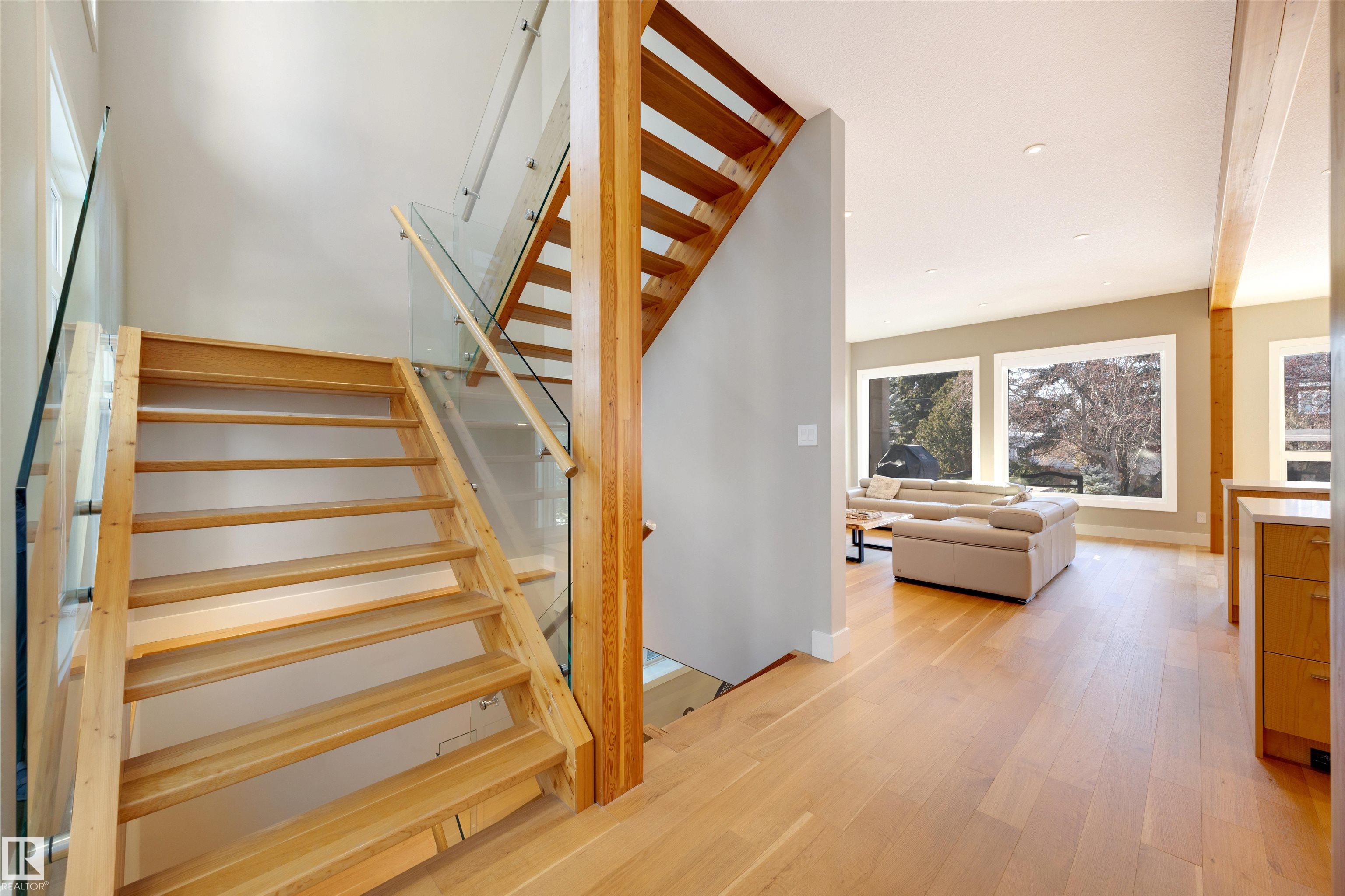 Photo 4 at 8408 118 Street NW, Windsor Park, Edmonton