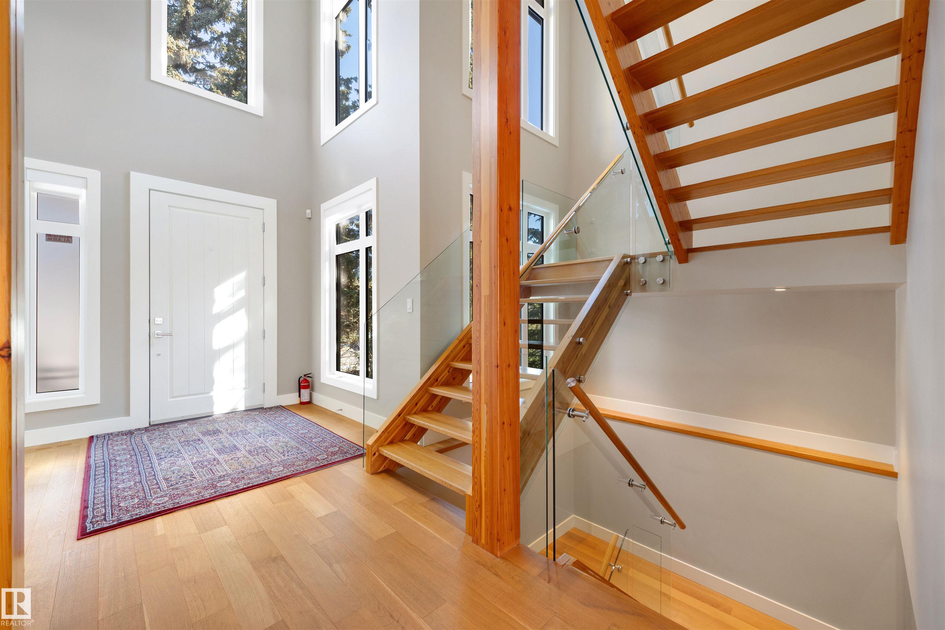 Photo 5 at 8408 118 Street NW, Windsor Park, Edmonton