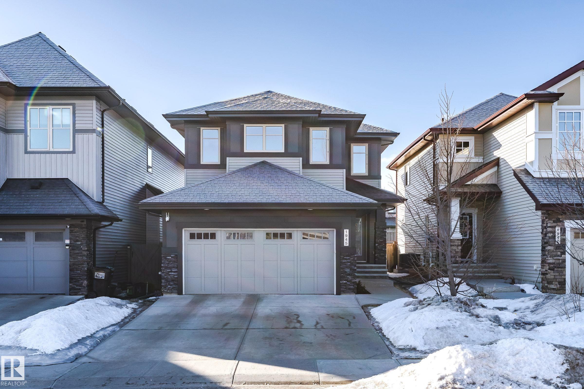 1945 AINSLIE LINK SW