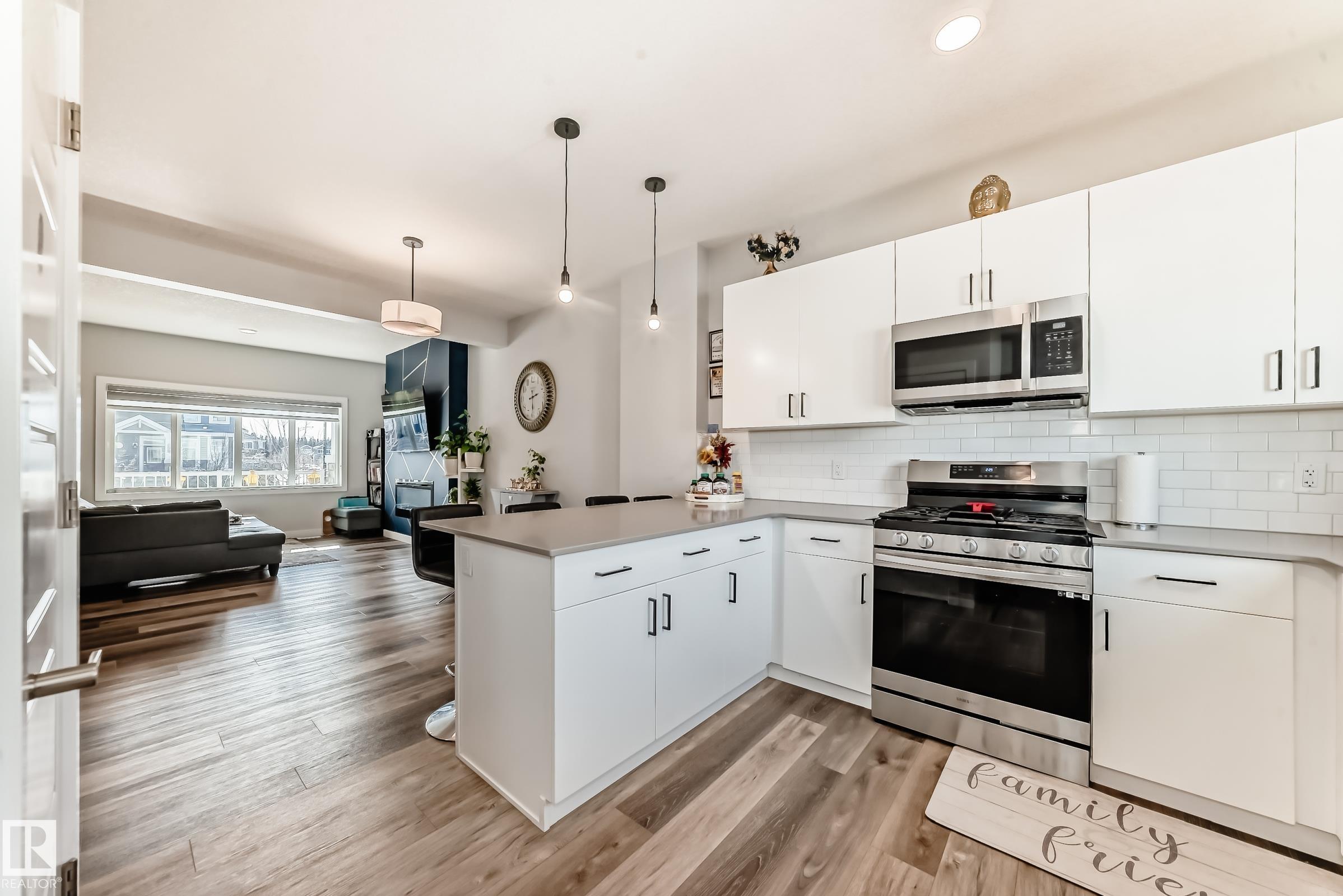 Photo 11 at 572 Glenridding Ravine Drive SW, Glenridding Ravine, Edmonton