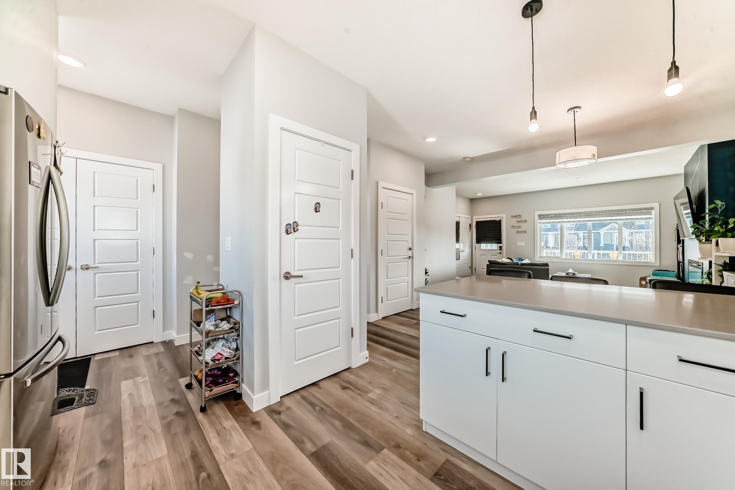 Photo 12 at 572 Glenridding Ravine Drive SW, Glenridding Ravine, Edmonton