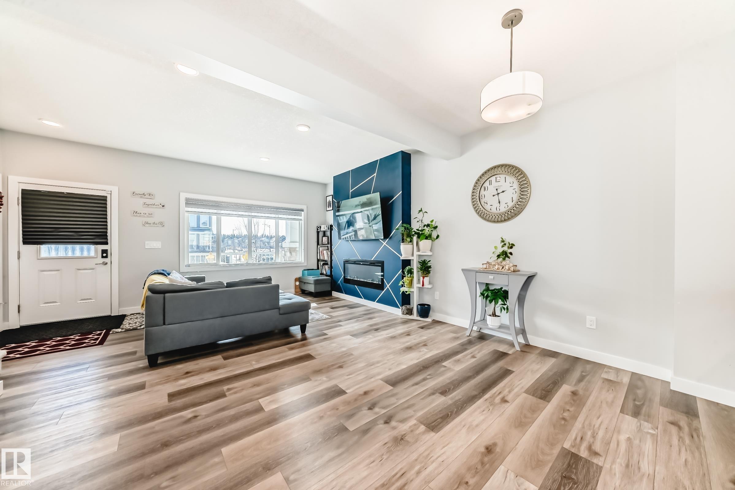 Photo 15 at 572 Glenridding Ravine Drive SW, Glenridding Ravine, Edmonton