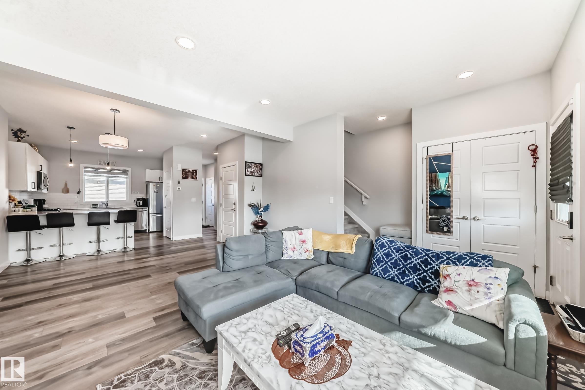 Photo 19 at 572 Glenridding Ravine Drive SW, Glenridding Ravine, Edmonton