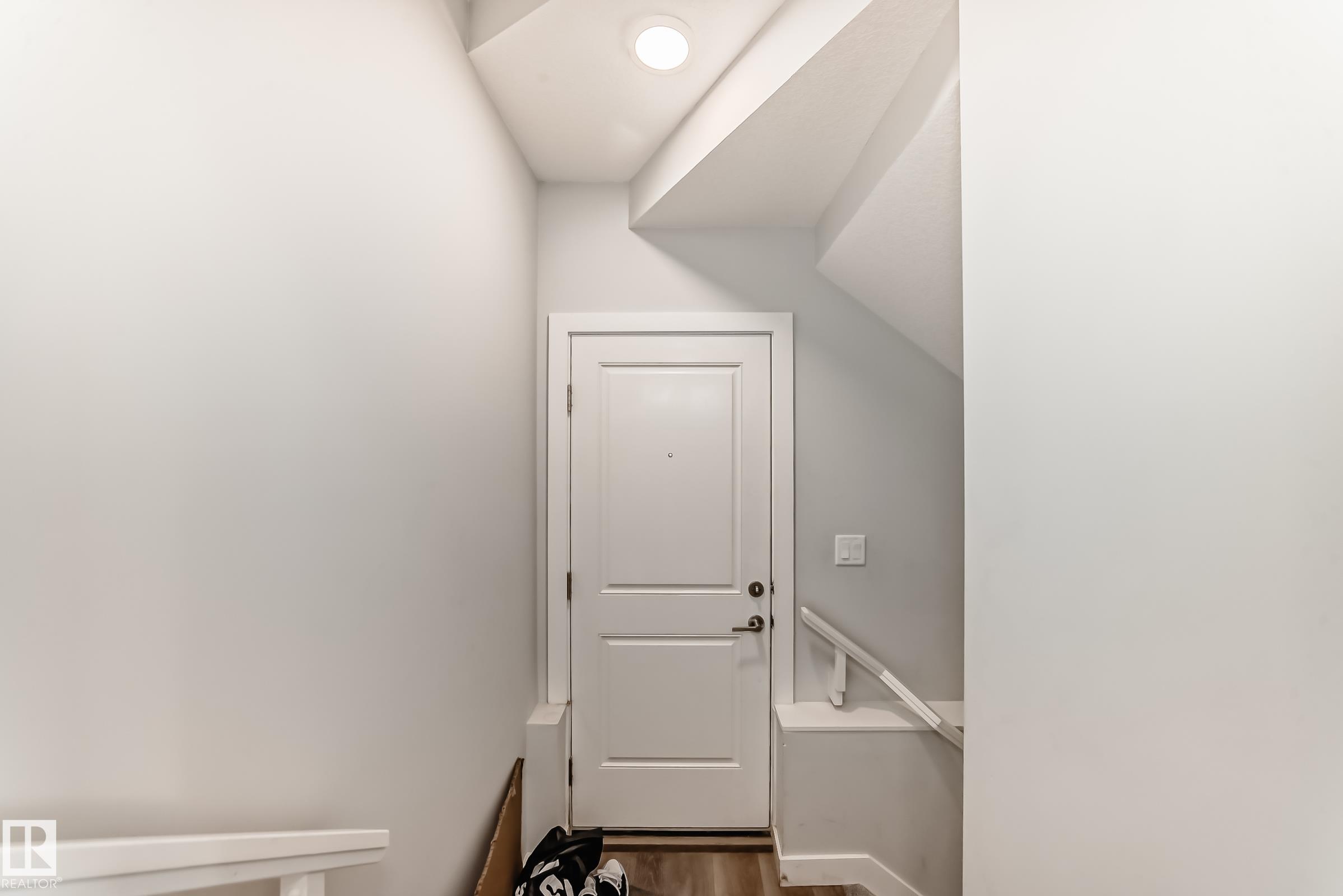 Photo 53 at 572 Glenridding Ravine Drive SW, Glenridding Ravine, Edmonton