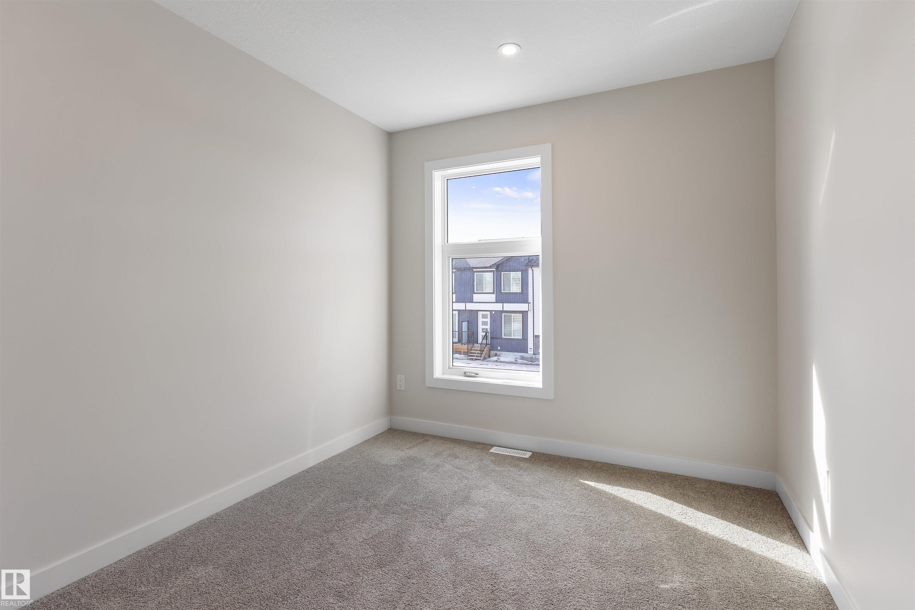 Photo 19 at 10011 162 Street NW, Glenwood, Edmonton