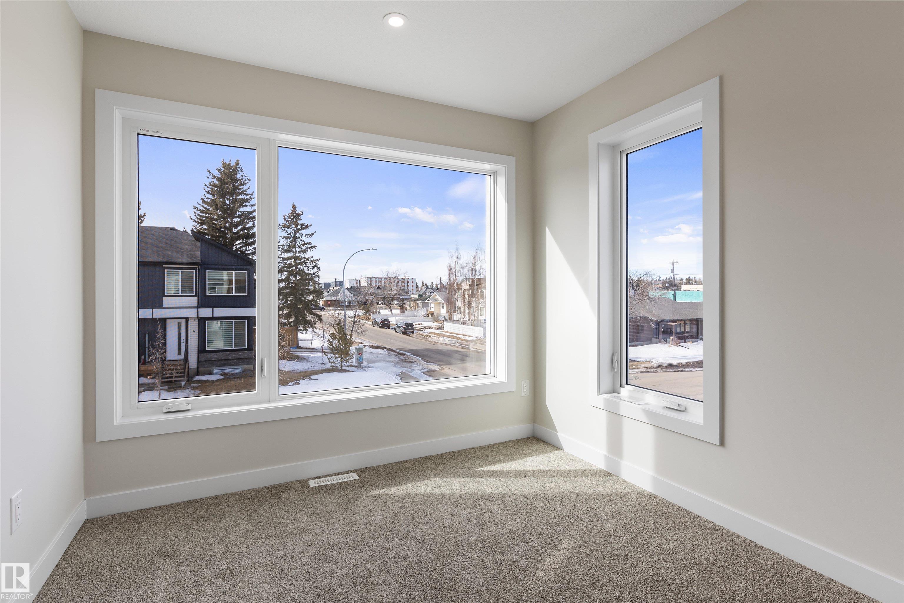 Photo 21 at 10011 162 Street NW, Glenwood, Edmonton