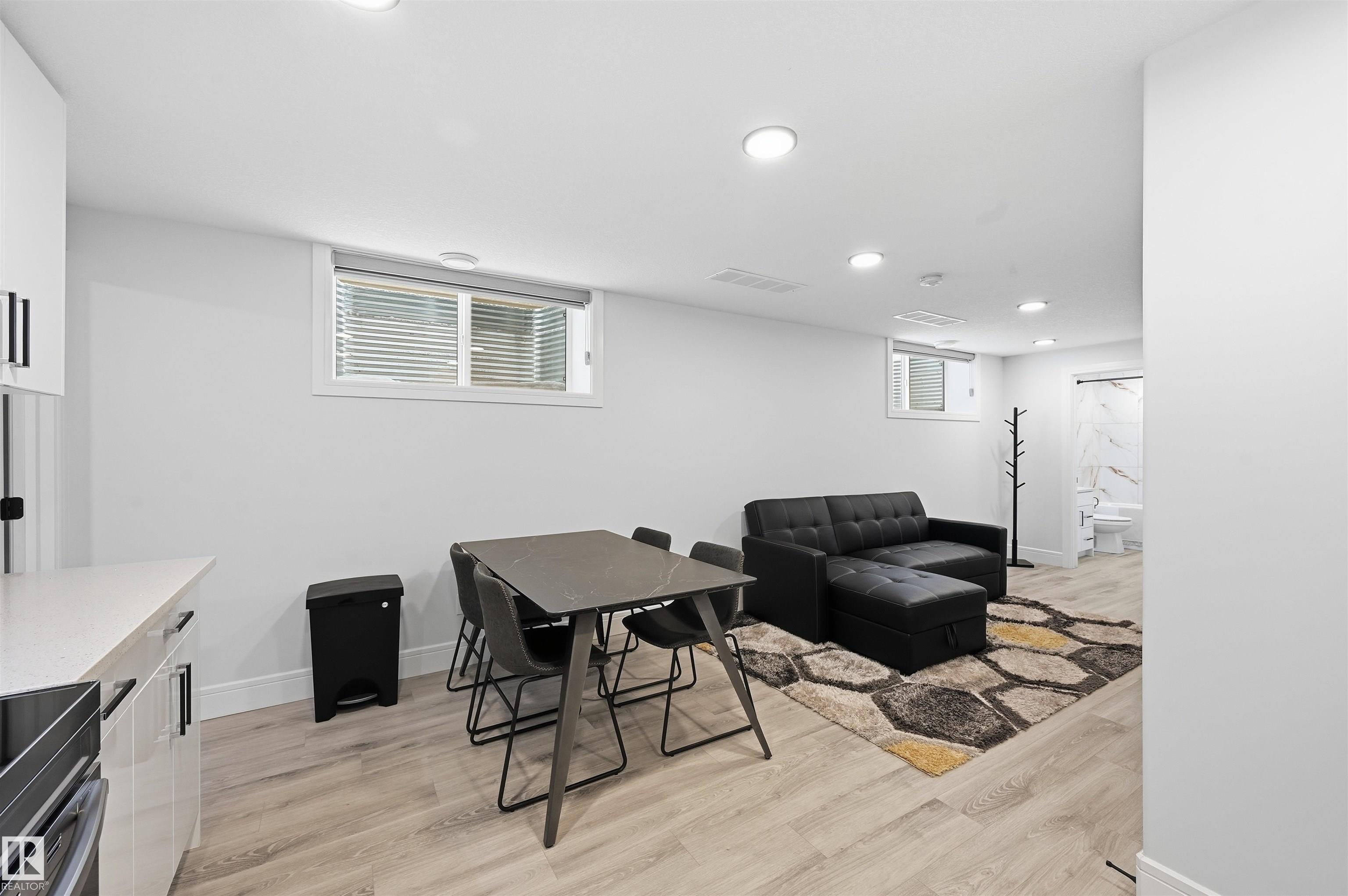 Photo 41 at 10909 151 Street NW, High Park, Edmonton