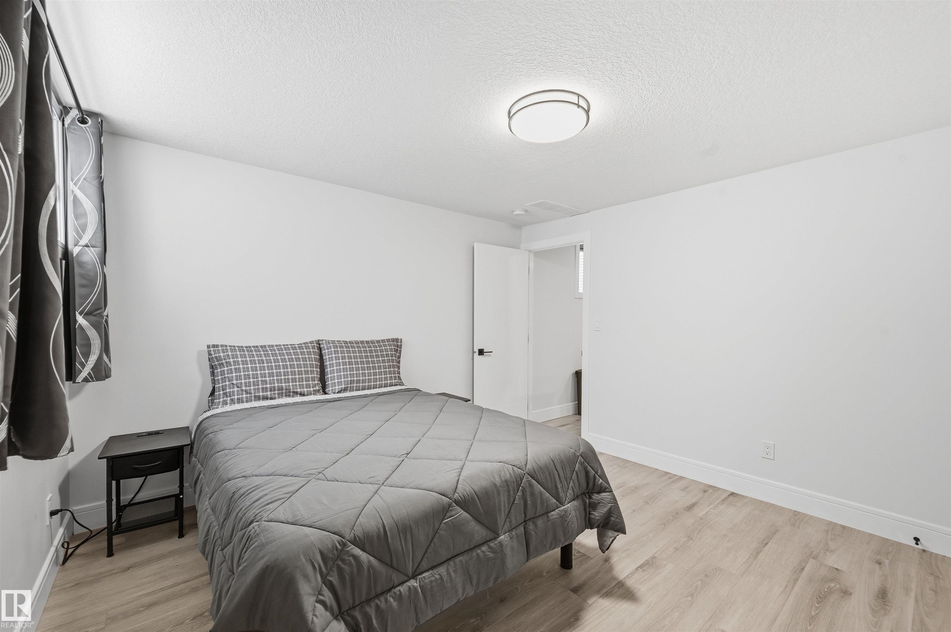 Photo 47 at 10909 151 Street NW, High Park, Edmonton