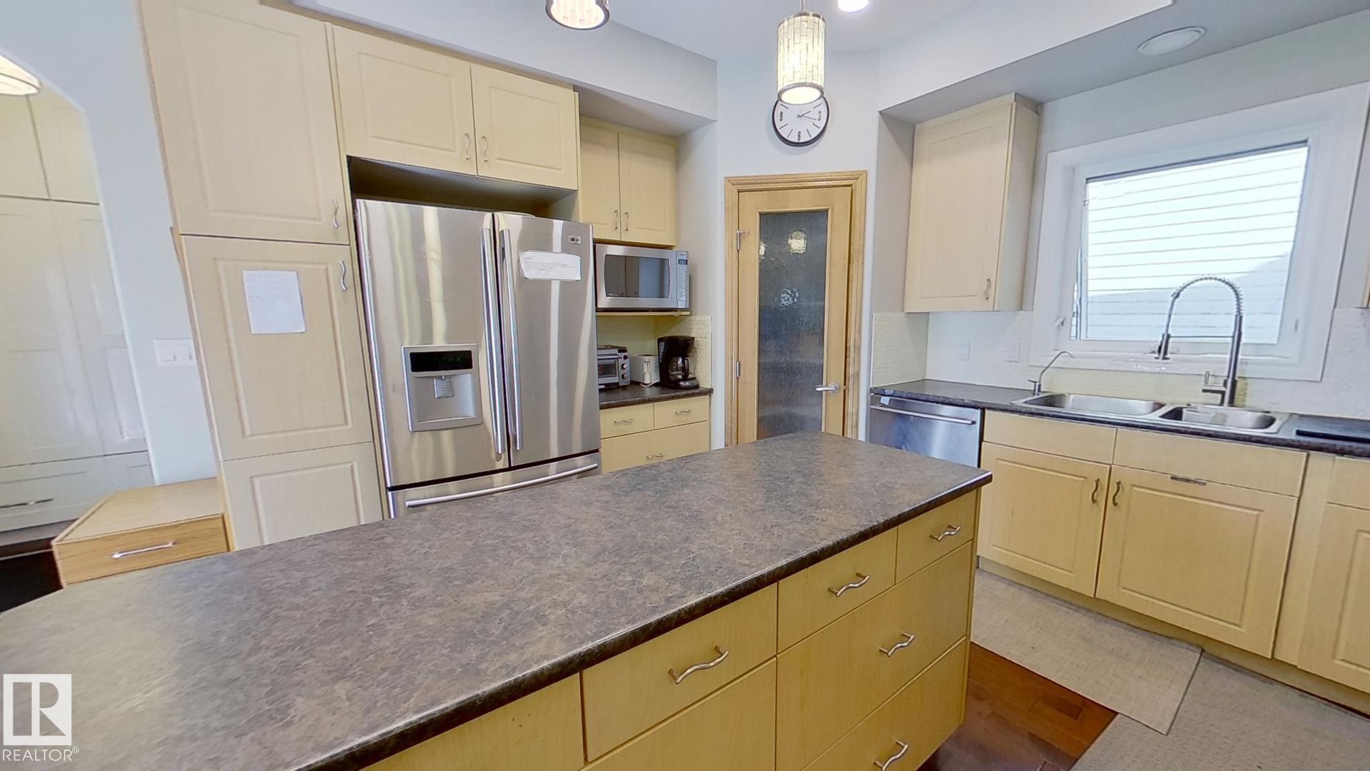 Picture for 2036 TOWNE CENTRE BV NW NW