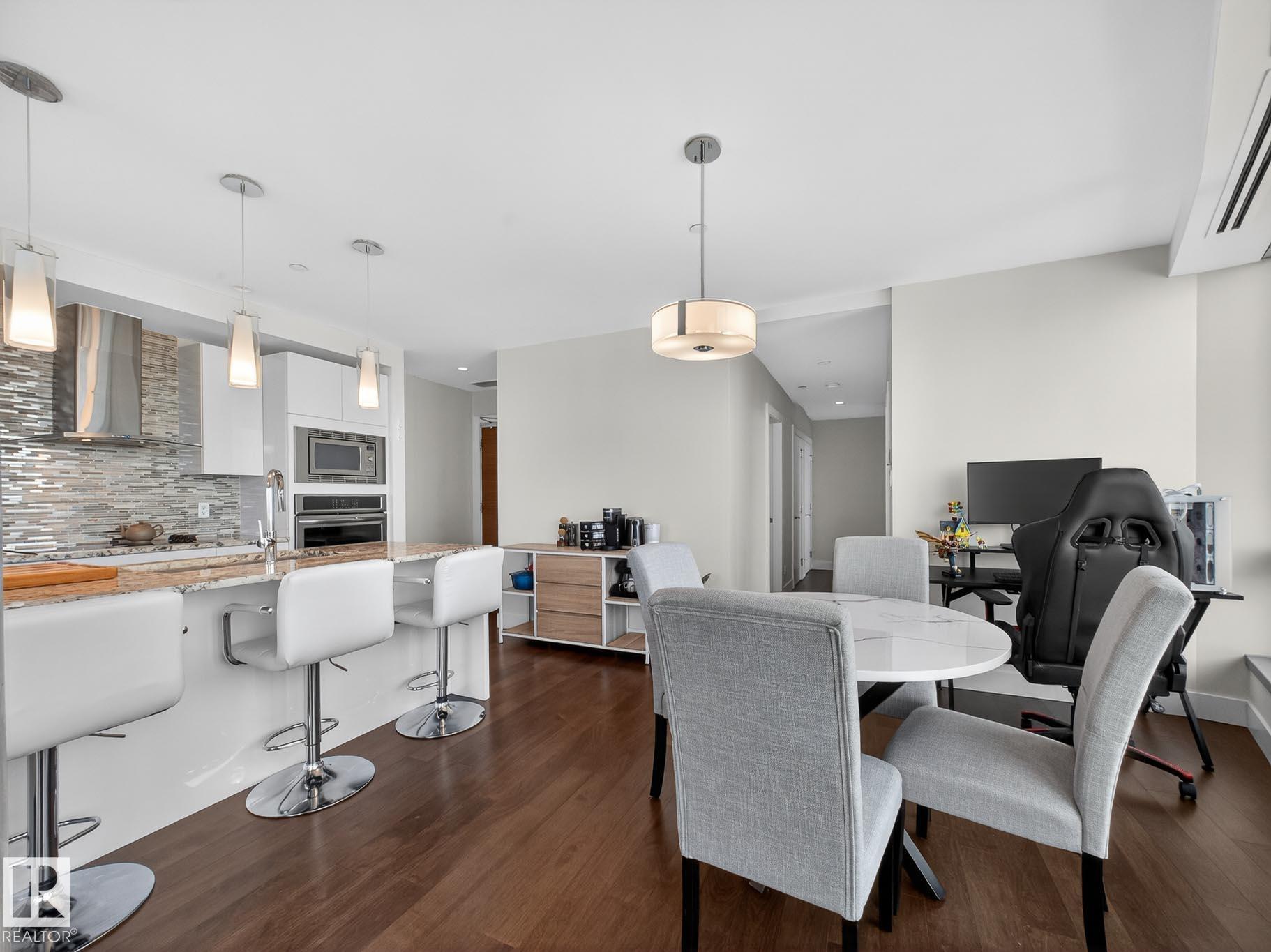 Photo 19 at 1401 - 11969 Jasper Avenue NW, Wîhkwêntôwin, Edmonton