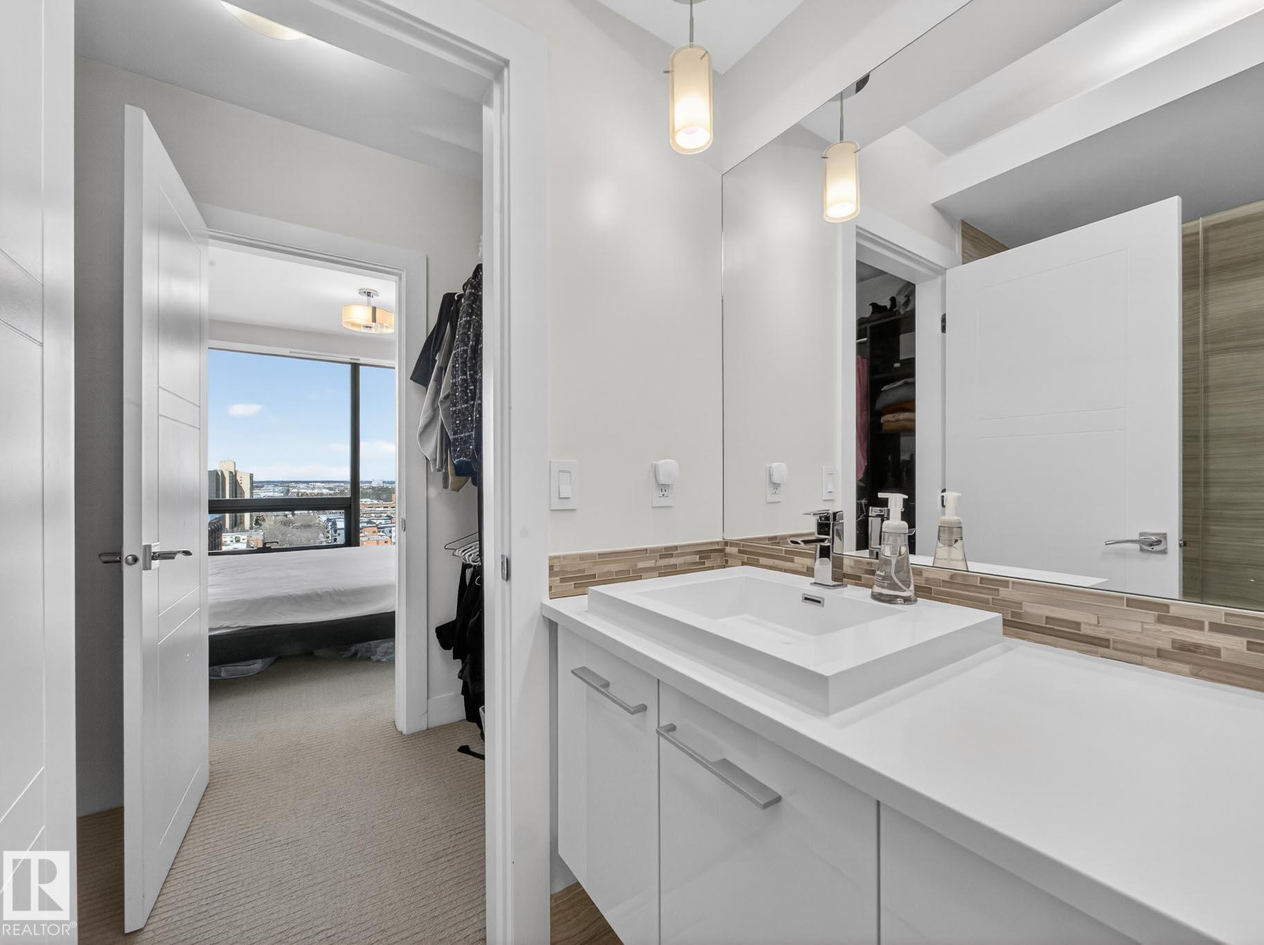 Photo 43 at 1401 - 11969 Jasper Avenue NW, Wîhkwêntôwin, Edmonton