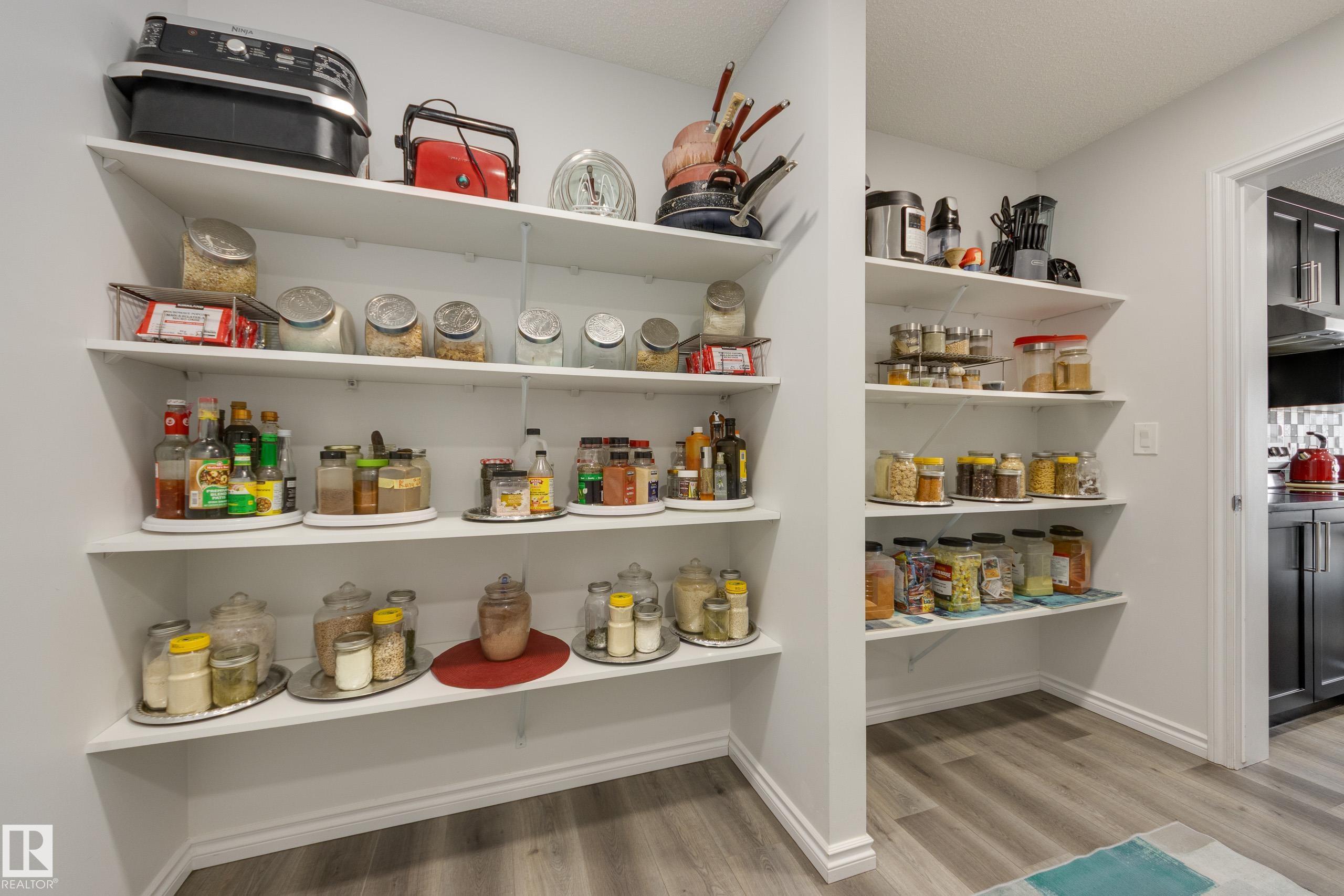 Photo 17 at 5112 Lark Crescent NW, Kinglet Gardens, Edmonton