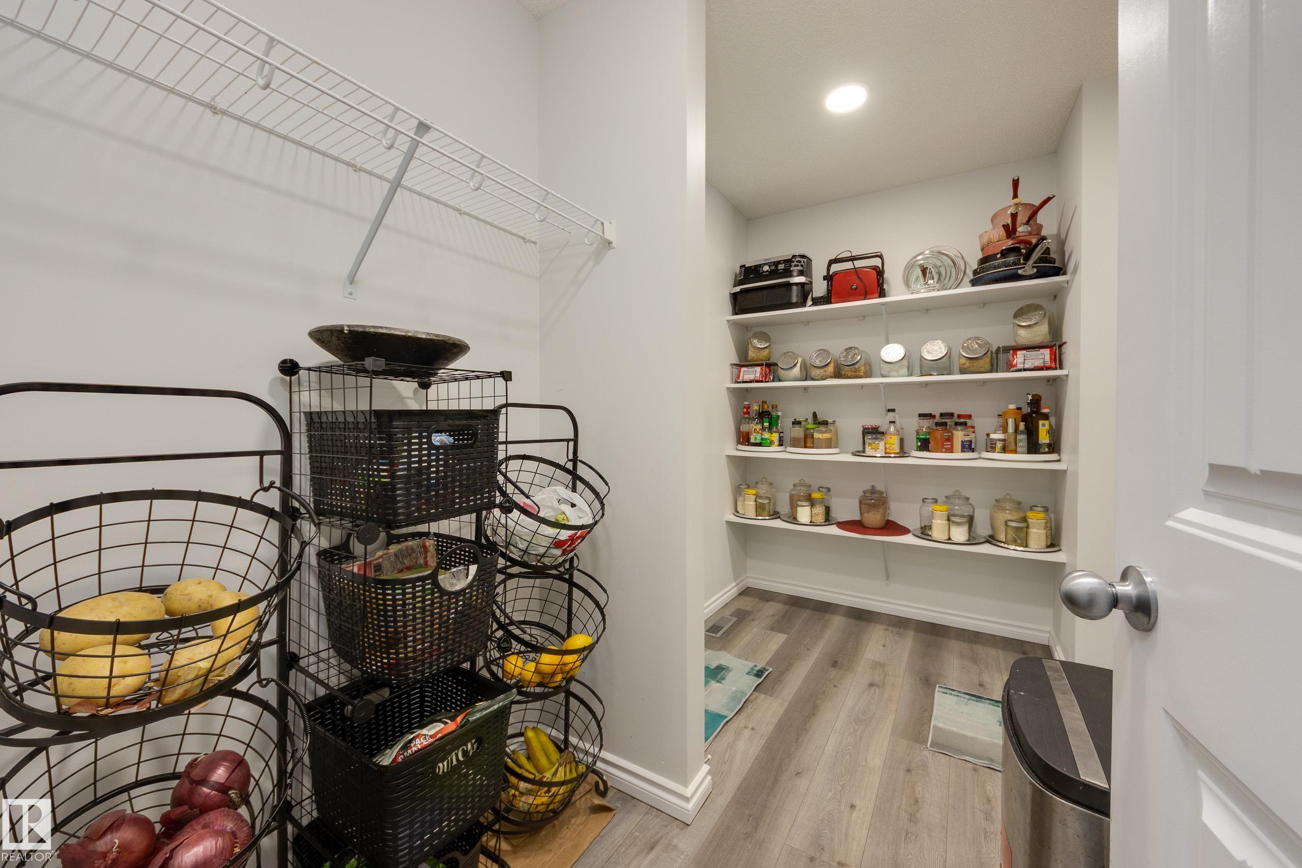 Photo 19 at 5112 Lark Crescent NW, Kinglet Gardens, Edmonton