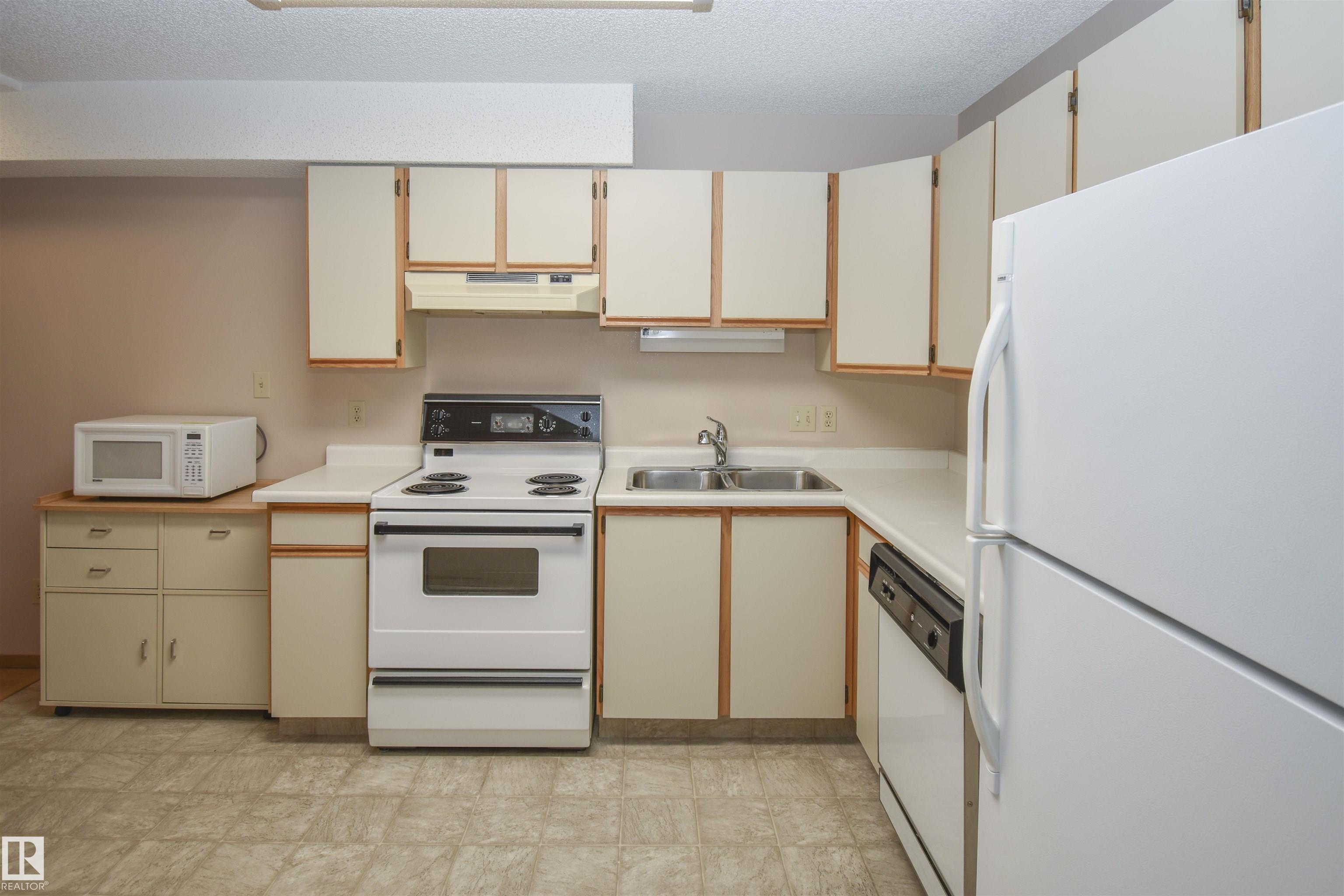 102 - 4812 51 Avenue, Downtown, Stony Plain