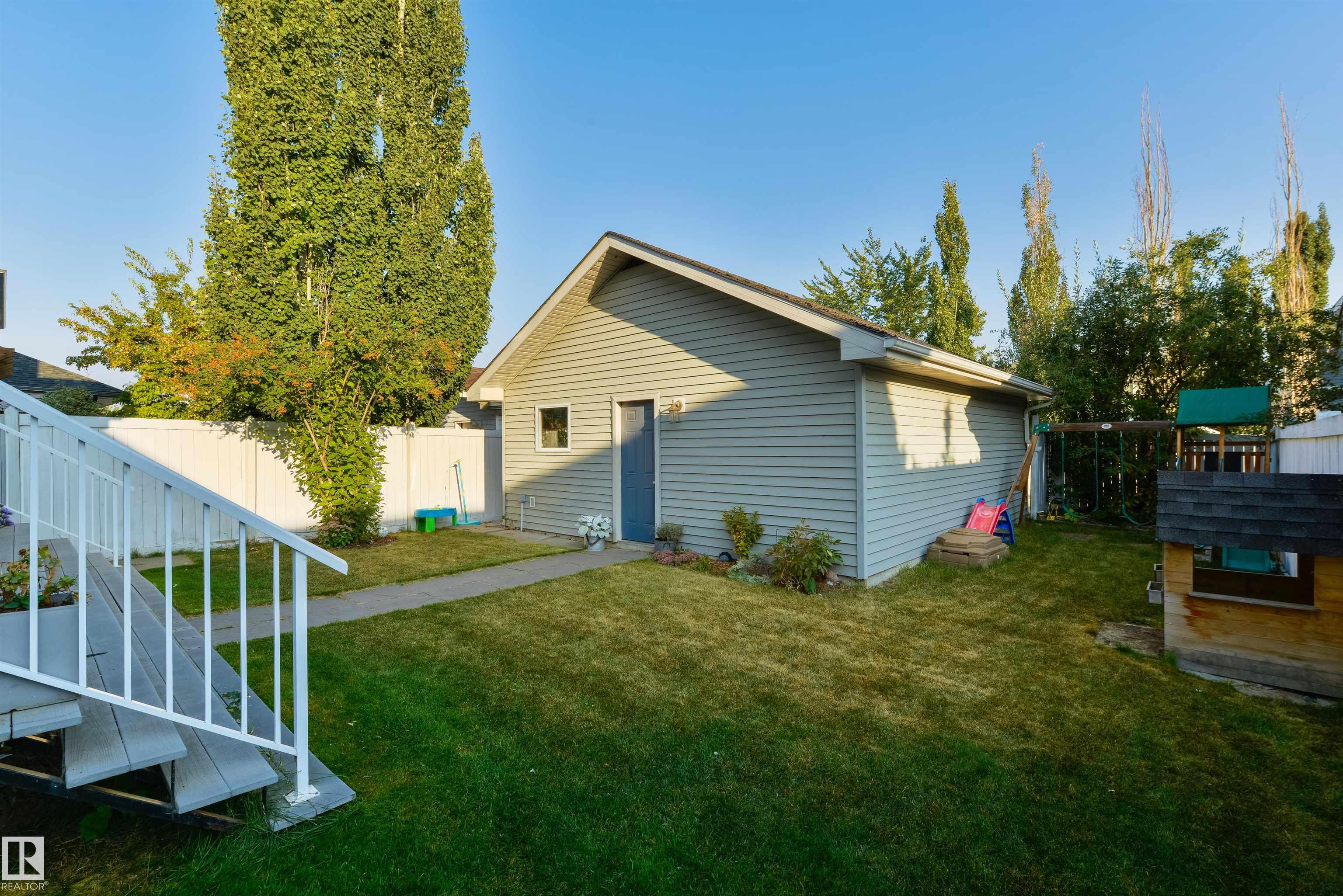 Photo 4 at 5418 Thibault Wynd NW, Terwillegar Towne, Edmonton