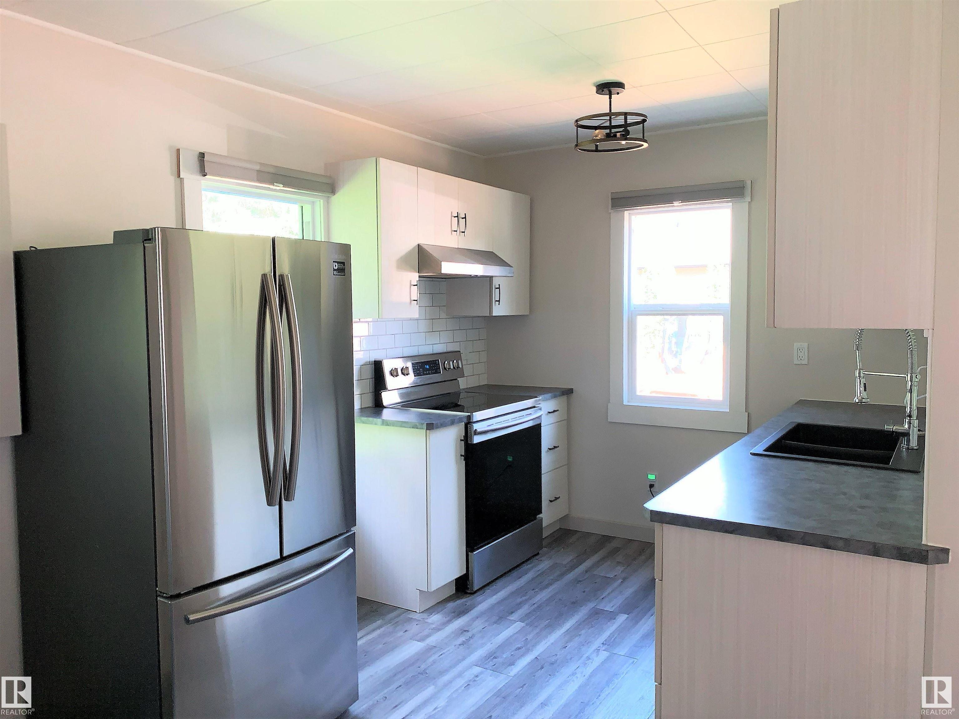 1270 47436 Rr 15, Mission Beach, Rural Leduc County