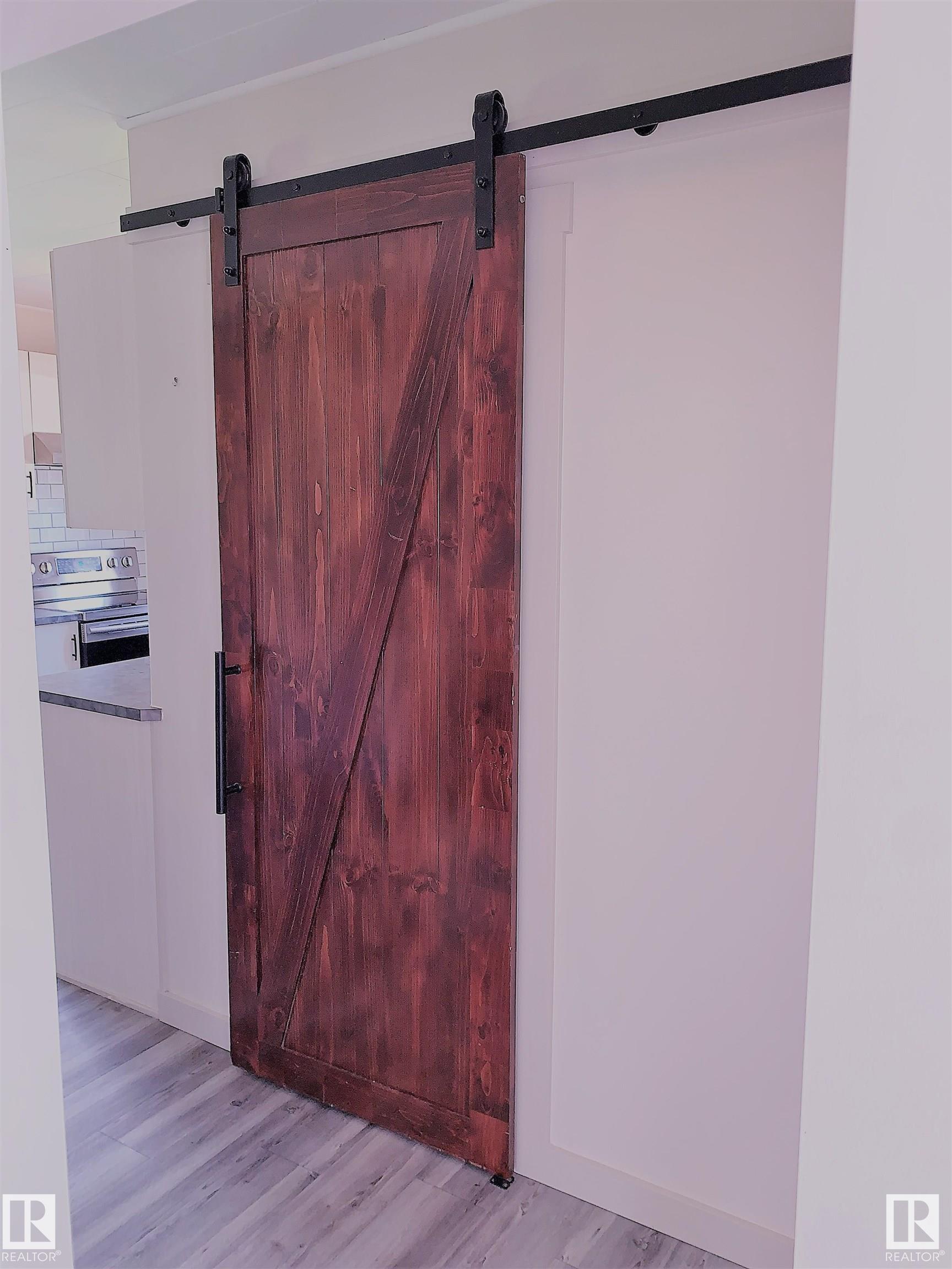 Photo 11 at 1270 47436 Rr 15, Mission Beach, Rural Leduc County