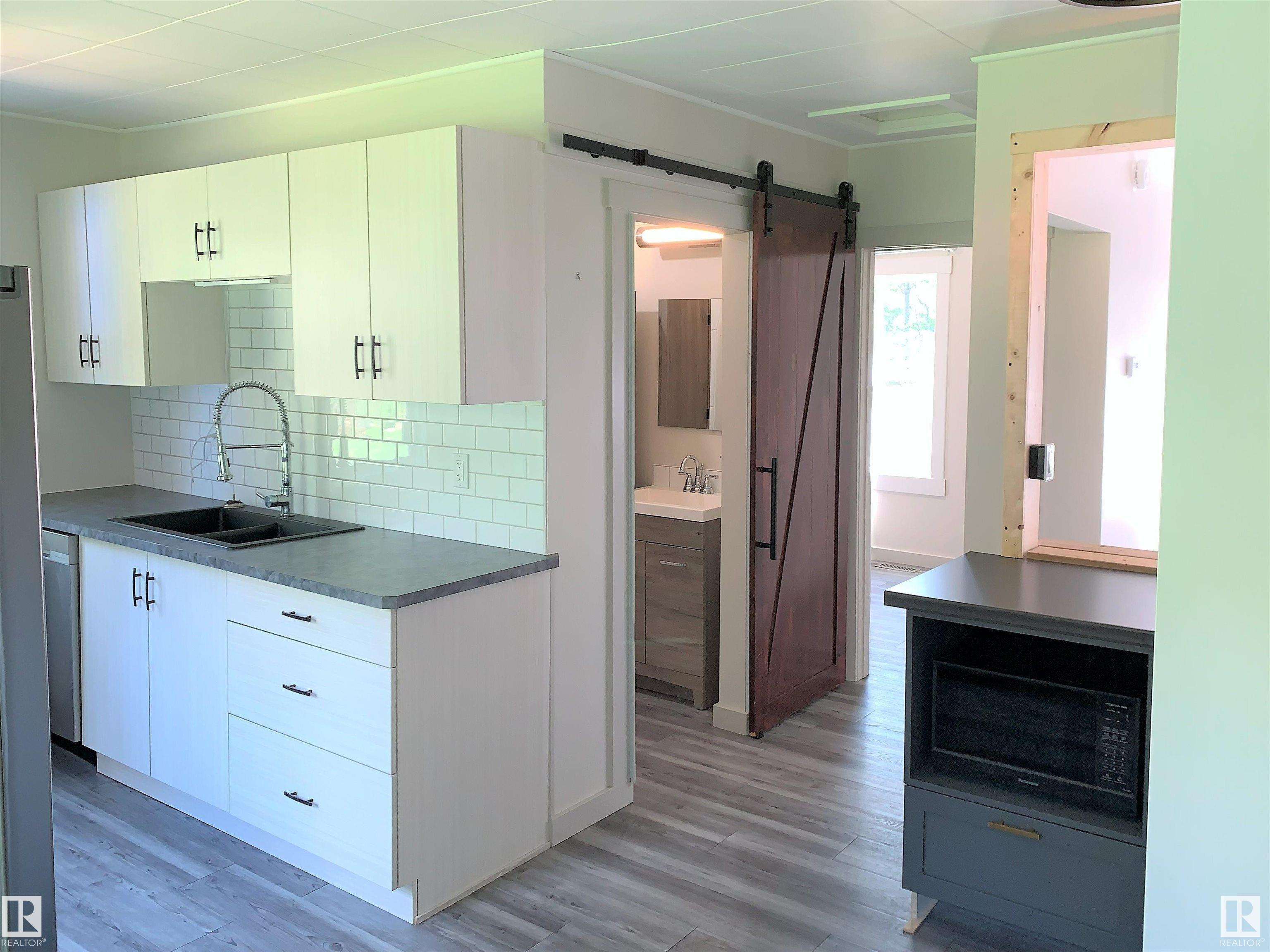 1270 47436 Rr 15, Mission Beach, Rural Leduc County