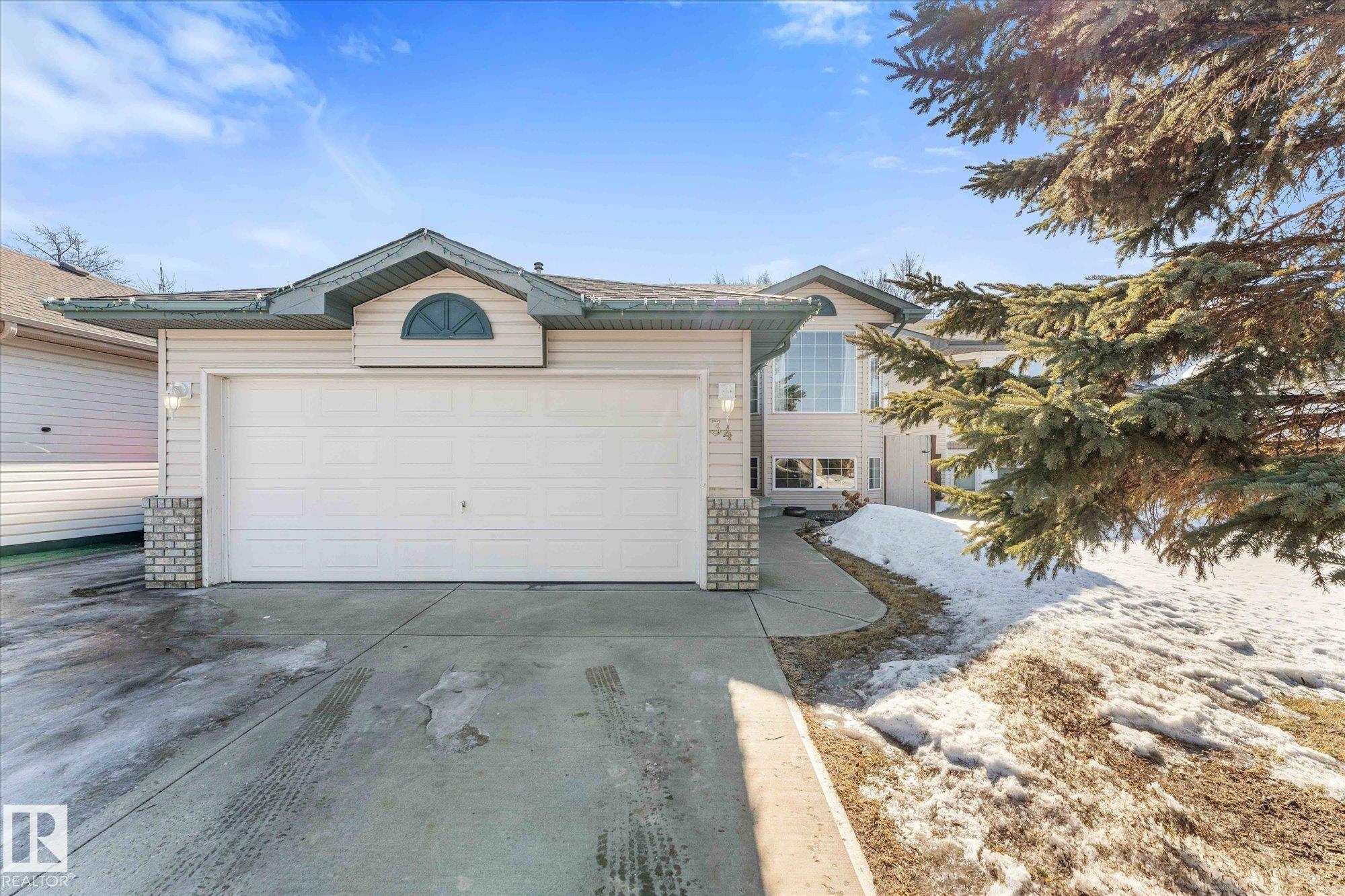 34 La Costa Fairway Close, The Fairways, Stony Plain