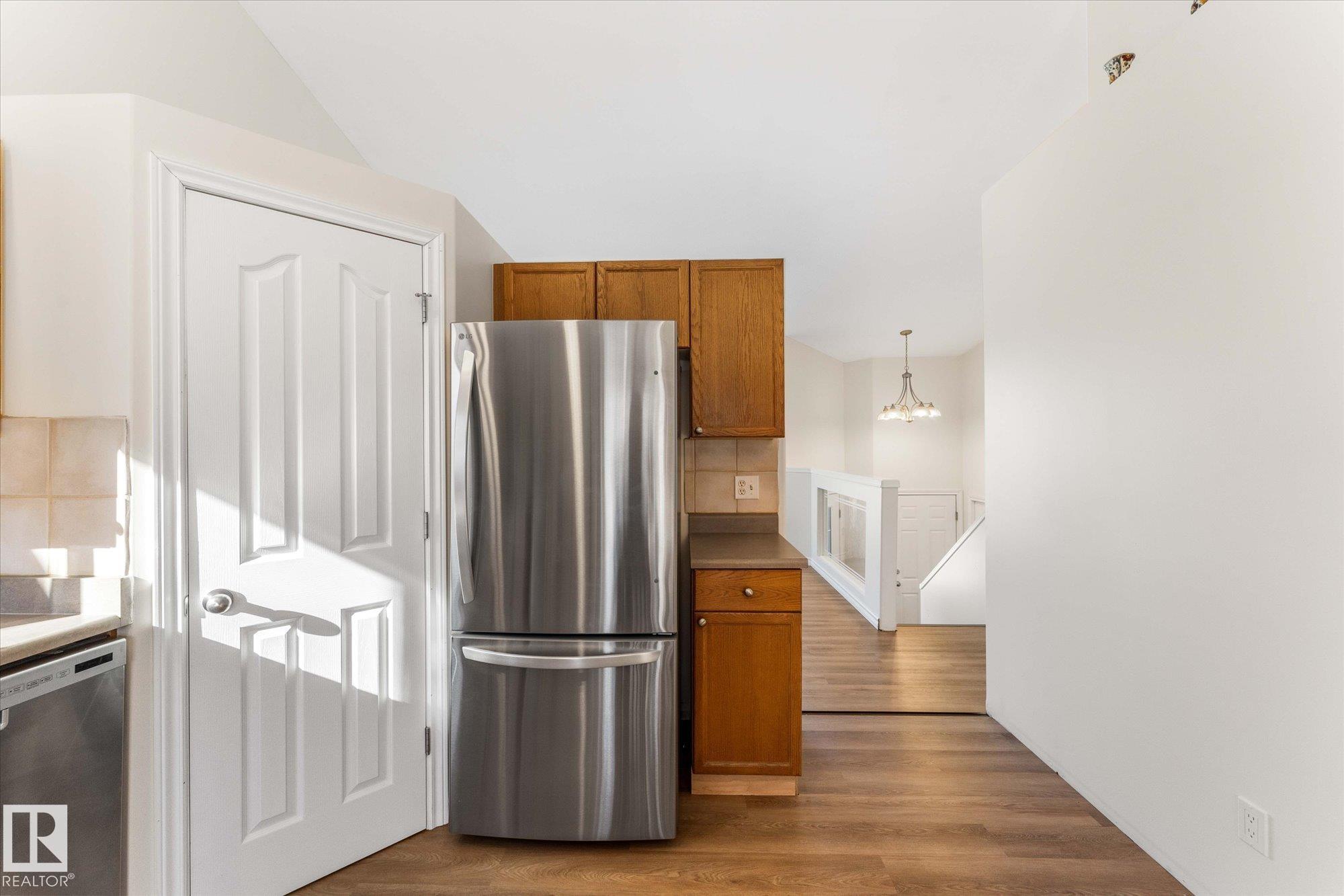 Photo 14 at 34 La Costa Fairway Close, The Fairways, Stony Plain