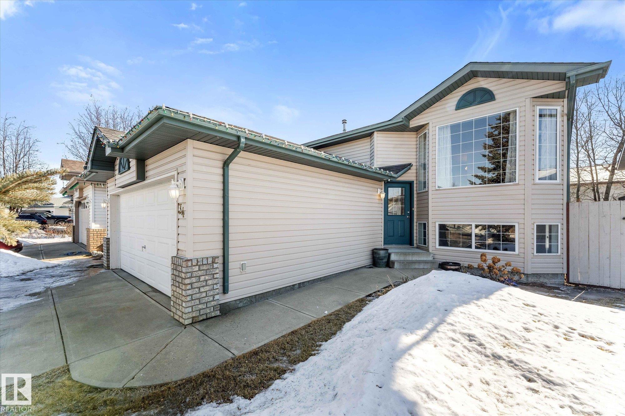 34 La Costa Fairway Close, The Fairways, Stony Plain