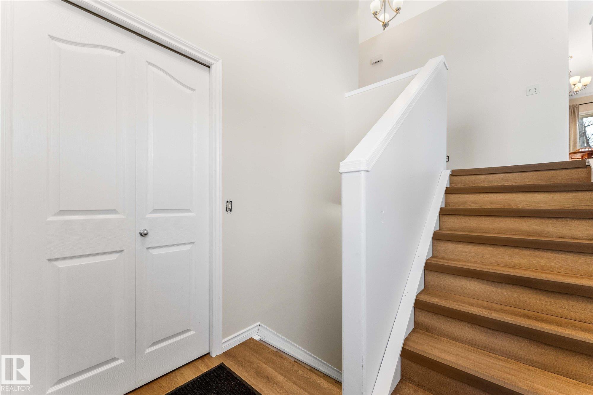 Photo 6 at 34 La Costa Fairway Close, The Fairways, Stony Plain