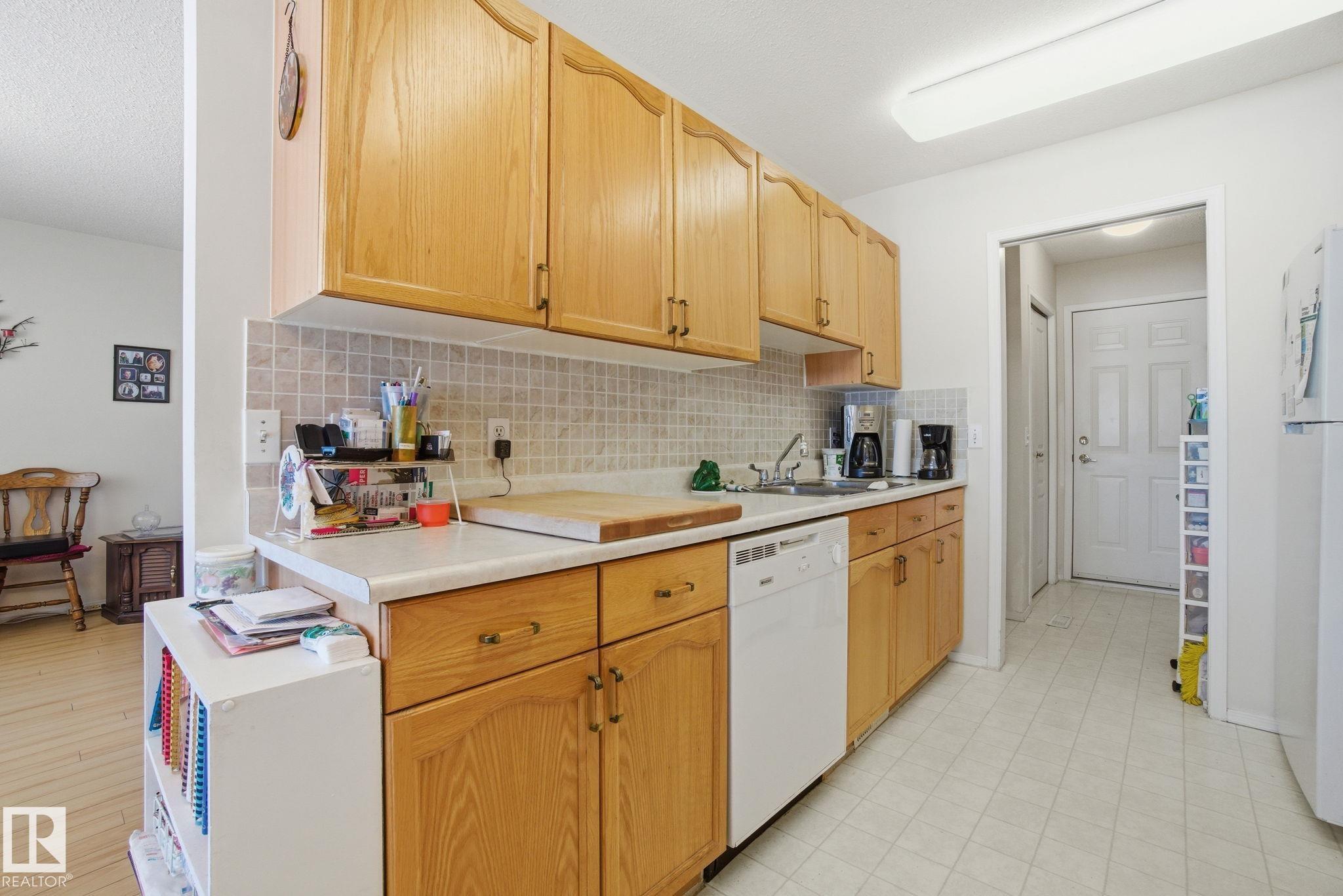 Photo 18 at 56 - 13320 124st NW, Kensington, Edmonton