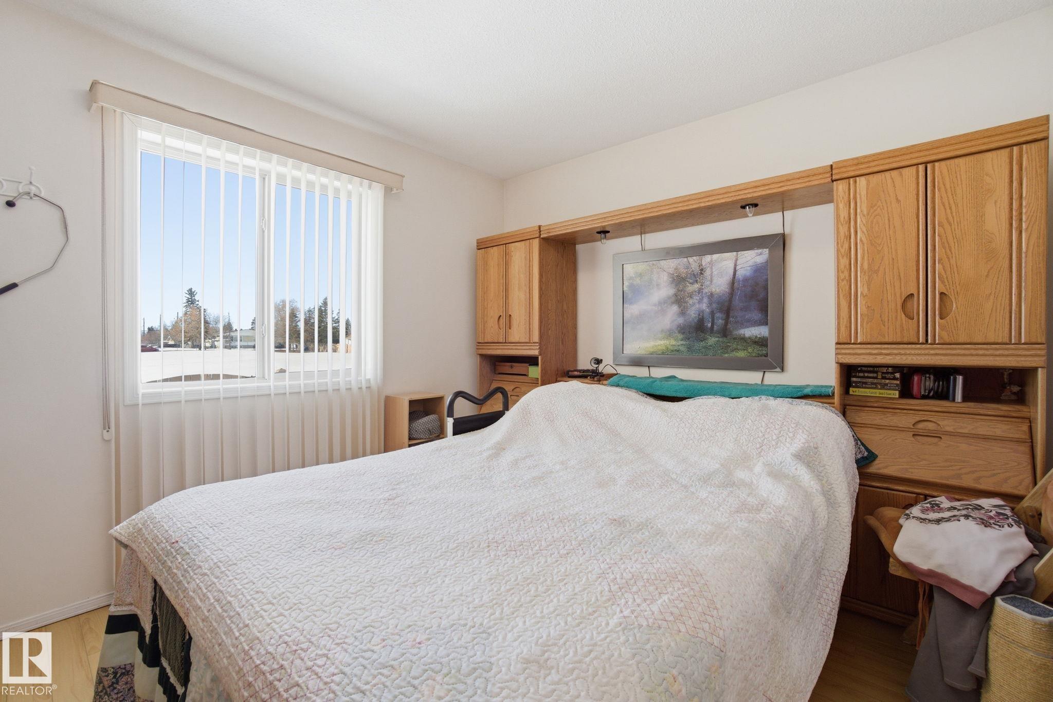 Photo 24 at 56 - 13320 124st NW, Kensington, Edmonton